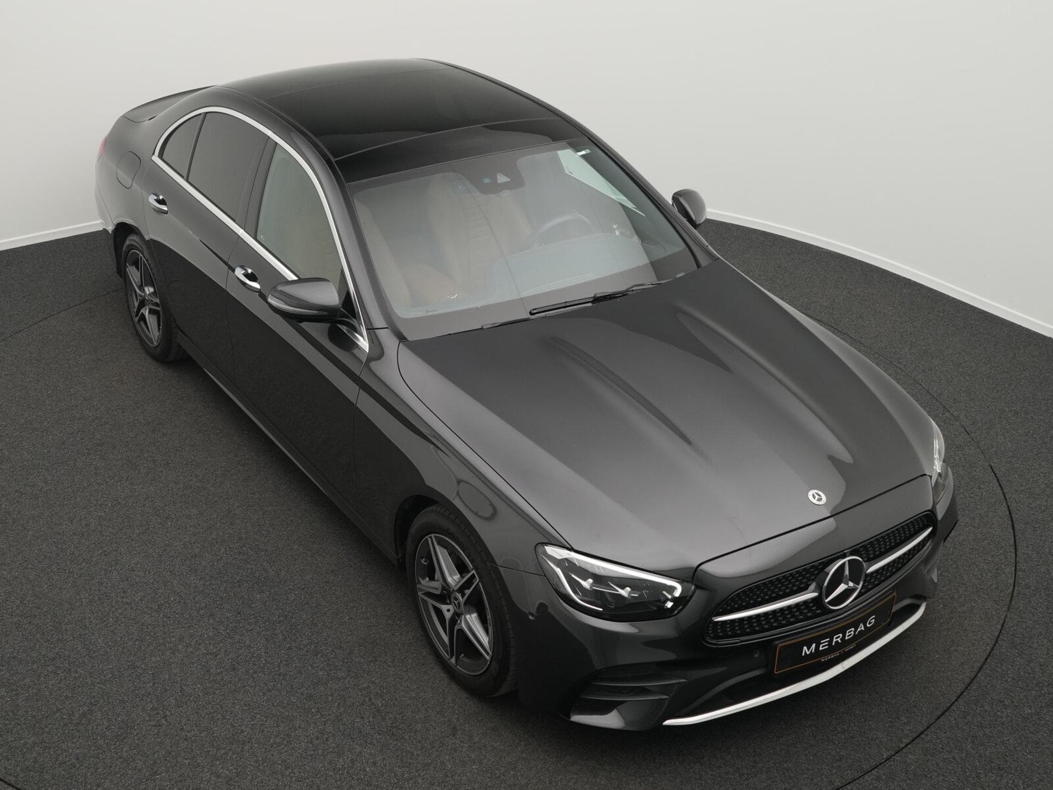Mercedes E 300 AMG-Line (1970) - Photo 10