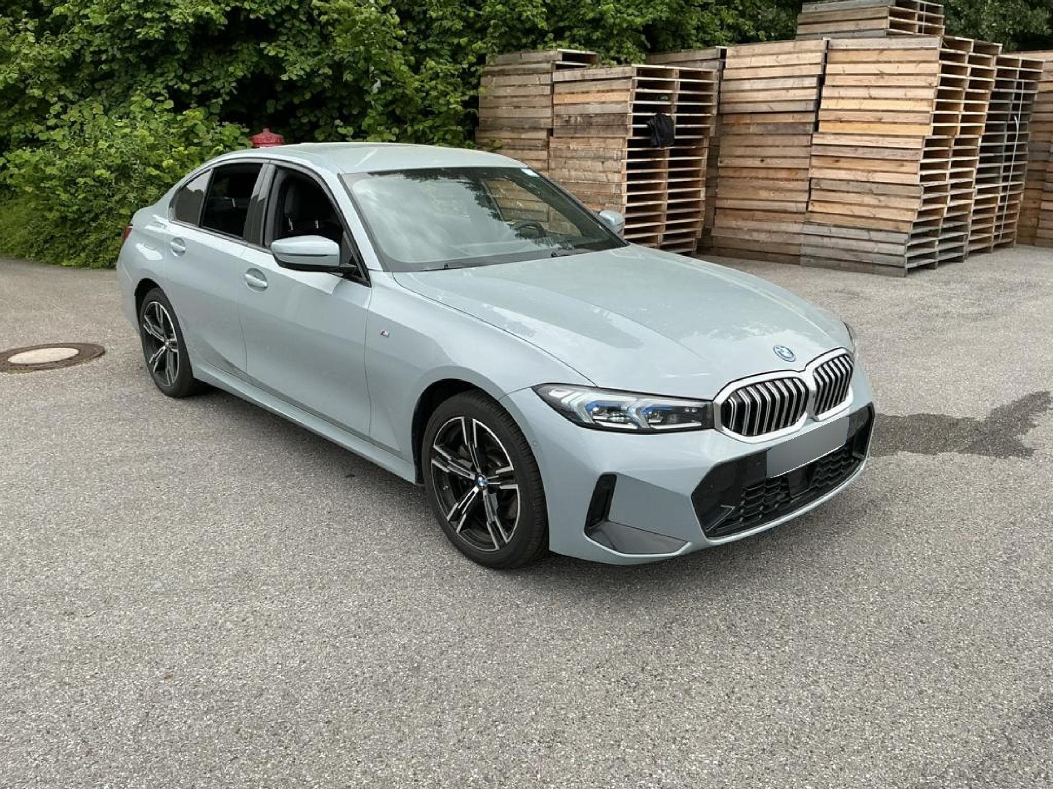 Bmw 330 3er - 330e xDrive M Sport (EURO 6e) SOH 100 % (2025) - Foto 2