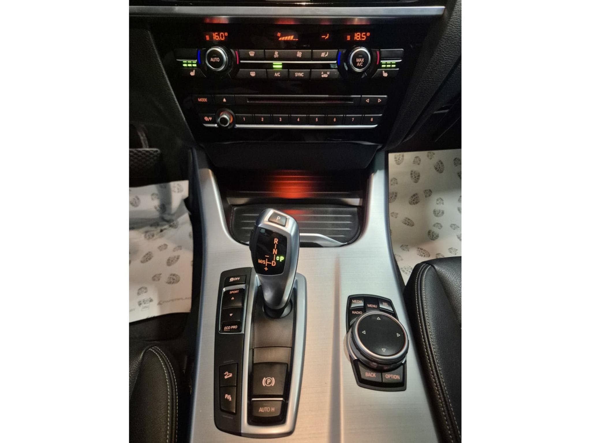 BMW X3 20D XDRIVE XLINE HEAD UP PANO CUIR NAVI 1 HAND (2014) - Foto 10