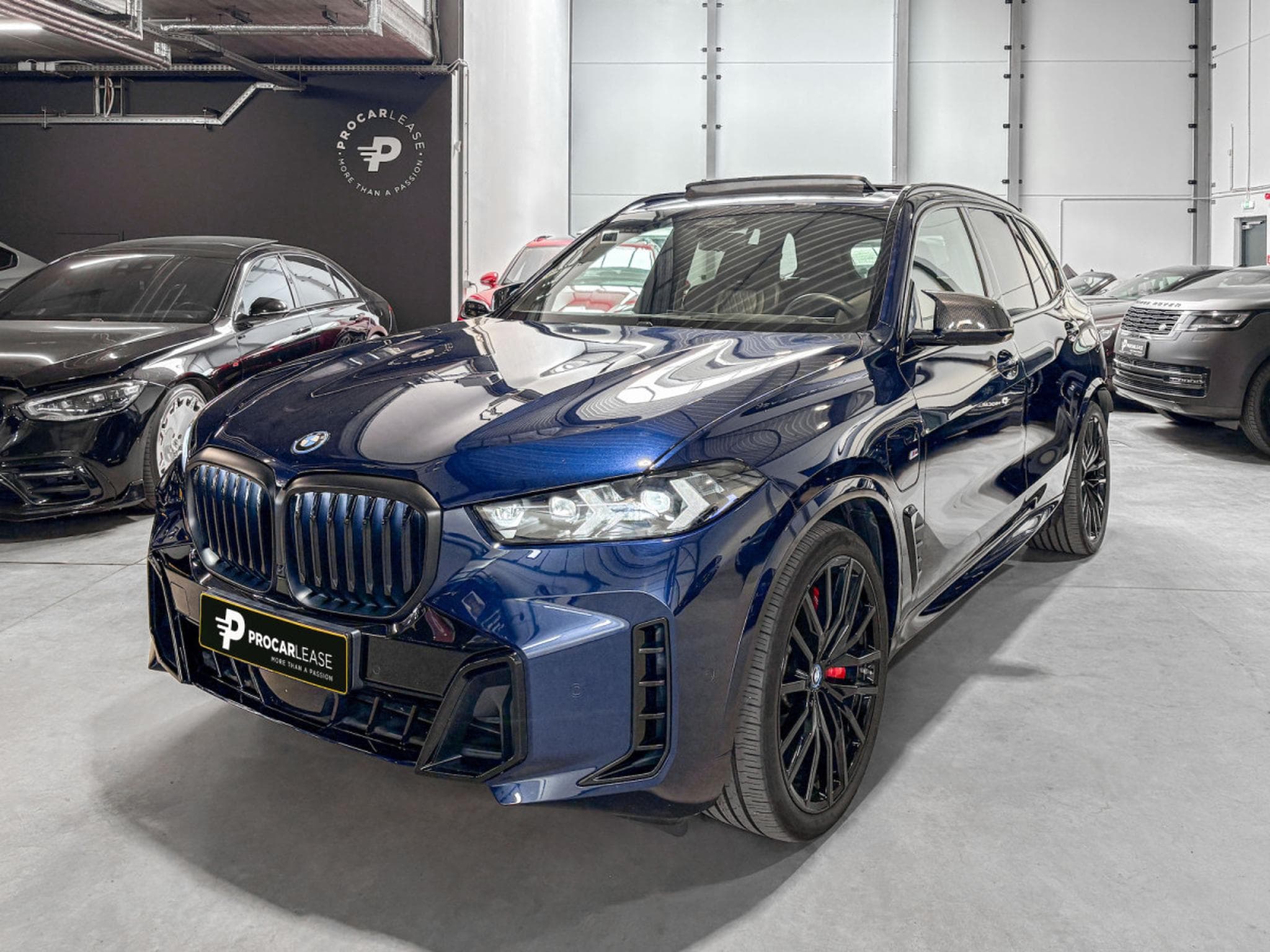 BMW X5 BMW X5 xDrive50e M Sport Pro –M SPORT SEATS - Individual Tan (2025) - Foto 1