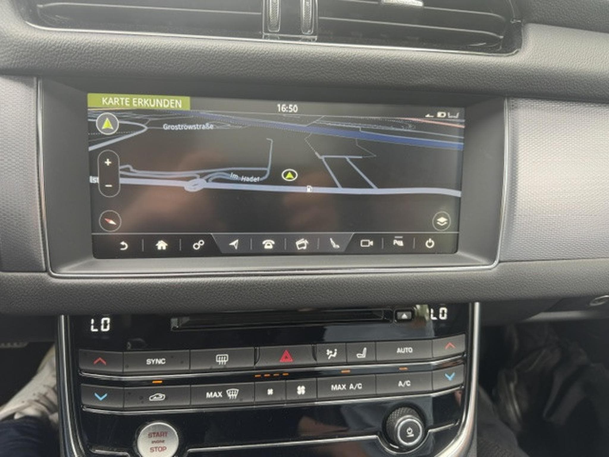 Jaguar XF JAGUAR XF 2.0 D R-SPORT PANORAMA LEDER NAVI KAMERA KEYLESS (2020) - Foto 21