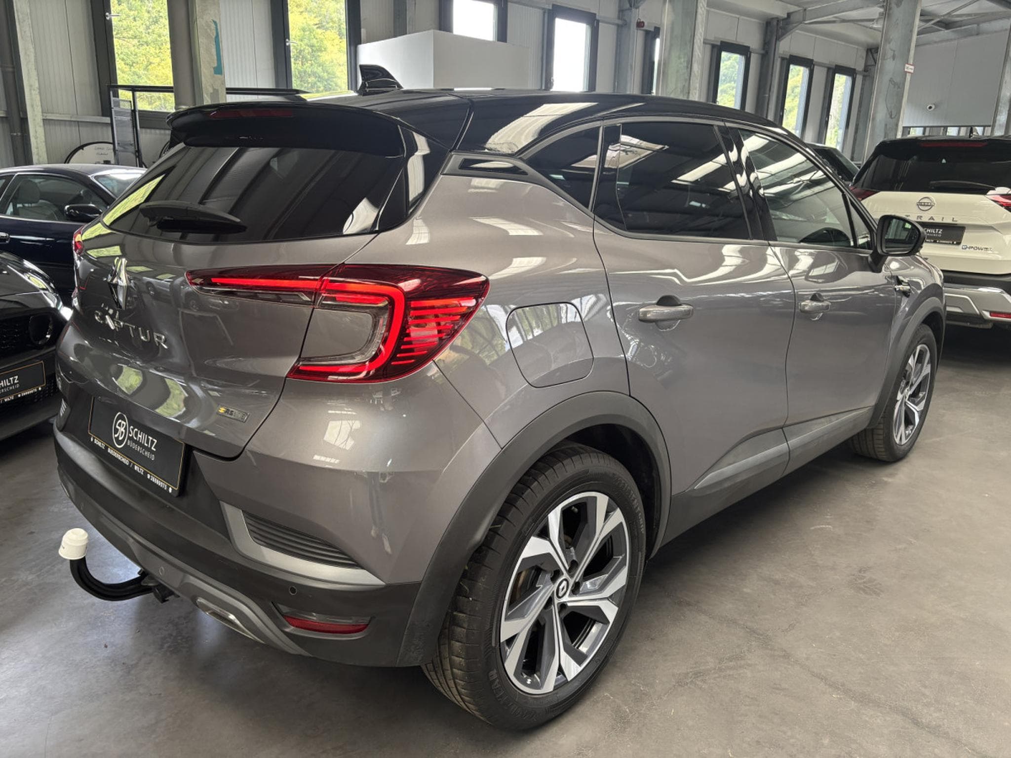 Renault Captur 1.3 RS Line automatique (2023) - Photo 3