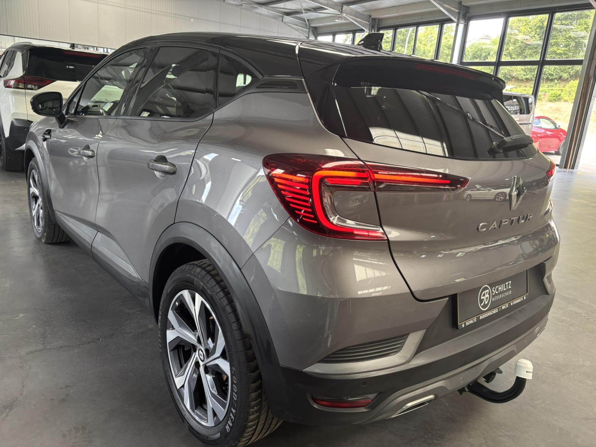 Renault Captur 1.3 RS Line automatique (2023) - Photo 5