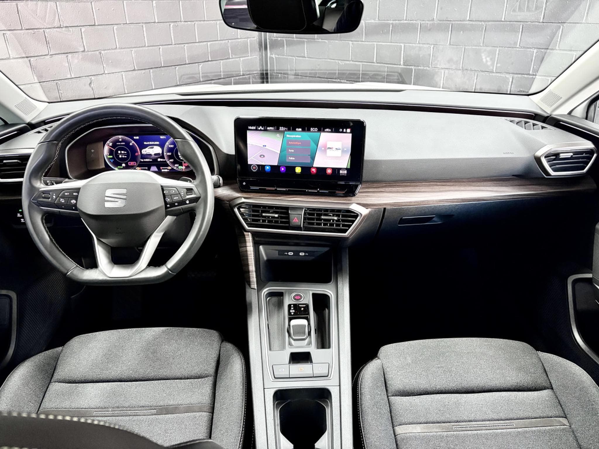 Seat Leon IV Xcellence 1.4 e-Hybrid 204CV DSG 6  *4 SAISONS* *CAMERA* (2022) - Foto 10
