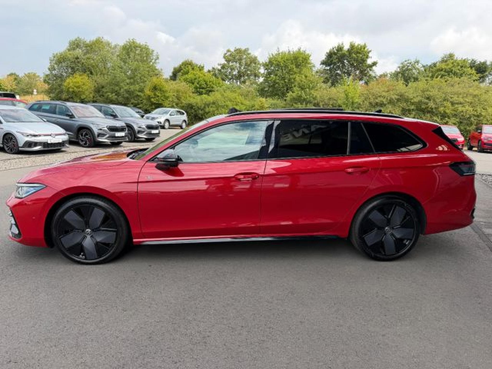 VW Passat Passat 2.0TDI 4x4 R-Line Leder Pano Signature (2024) - Photo 8
