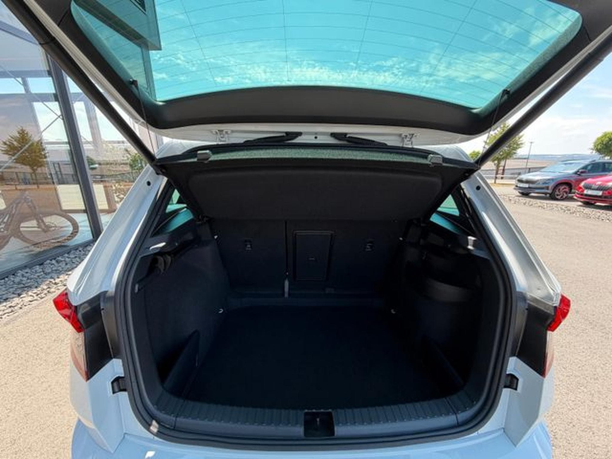 Skoda Karoq Karoq 1,5TSi DSG Sportline Pano Kamera Sitzh 19" (2021) - Photo 12