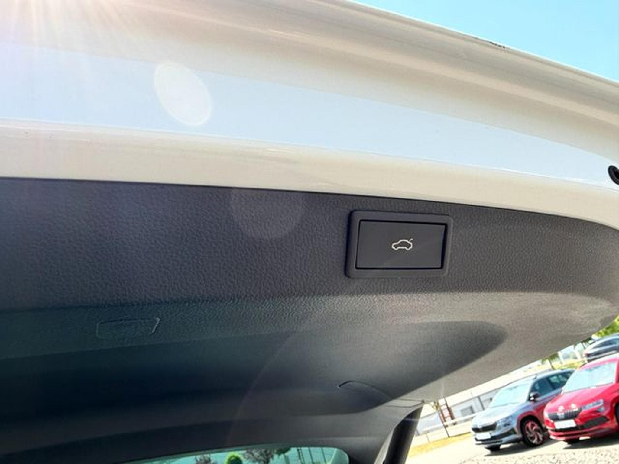 Skoda Karoq Karoq 1,5TSi DSG Sportline Pano Kamera Sitzh 19" (2021) - Photo 13