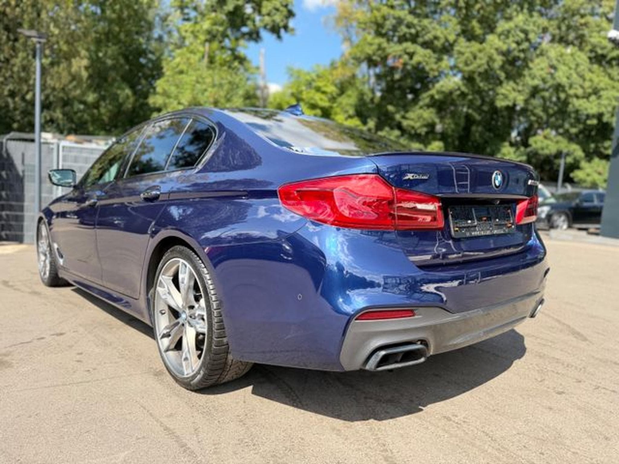 BMW M550 M550i xDRIVE*LIM*2.HD*LED*KAMERA*SHZ*COC*TOP* (2018) - Photo 6