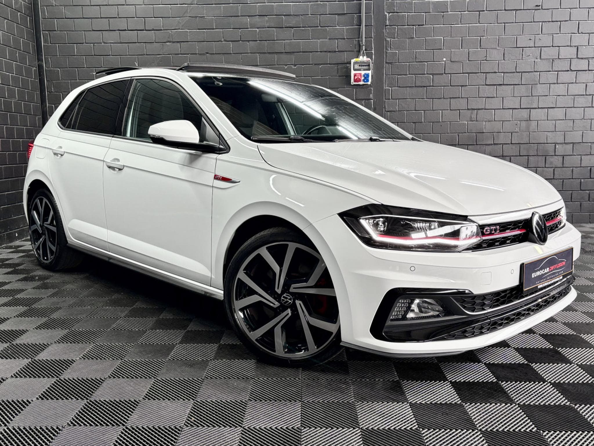 VW Polo 2.0 TSI 207 CV DSG7 *BEATS* PANO *CAM* (2022) - Foto 3
