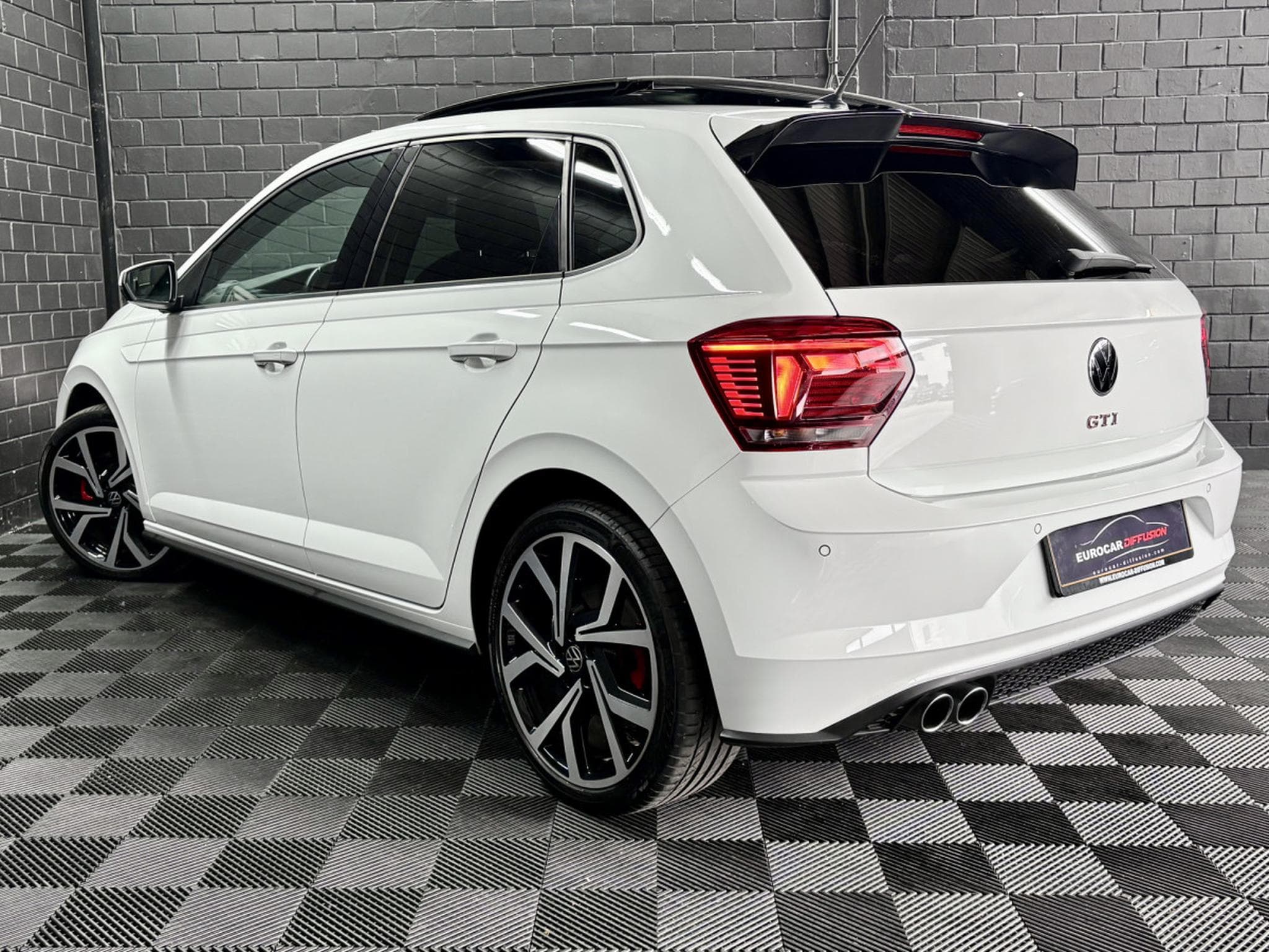 VW Polo 2.0 TSI 207 CV DSG7 *BEATS* PANO *CAM* (2022) - Foto 4