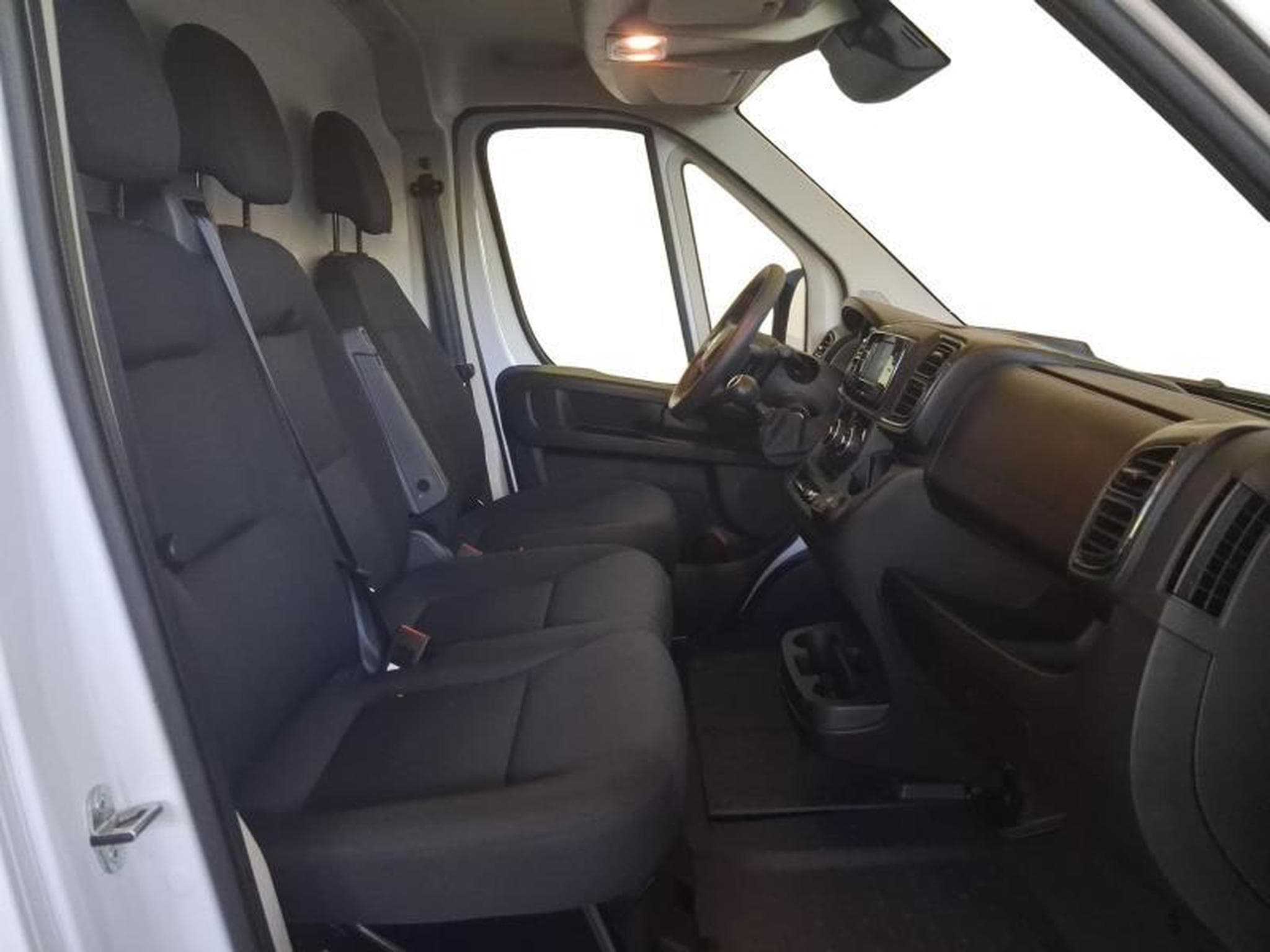 Opel Movano 35 L3H2 (2025) - Foto 11
