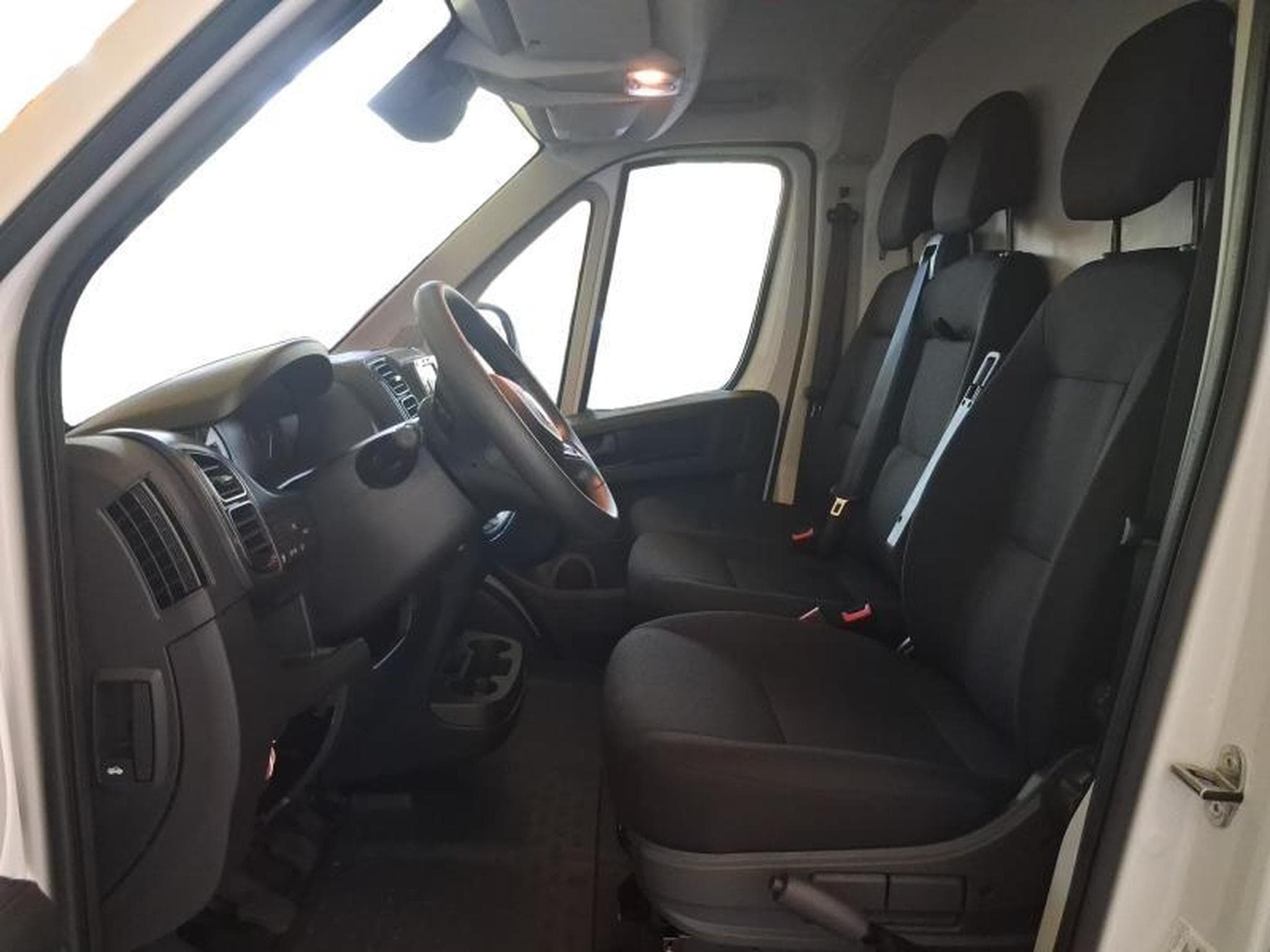 Opel Movano 35 L3H2 (2025) - Foto 4