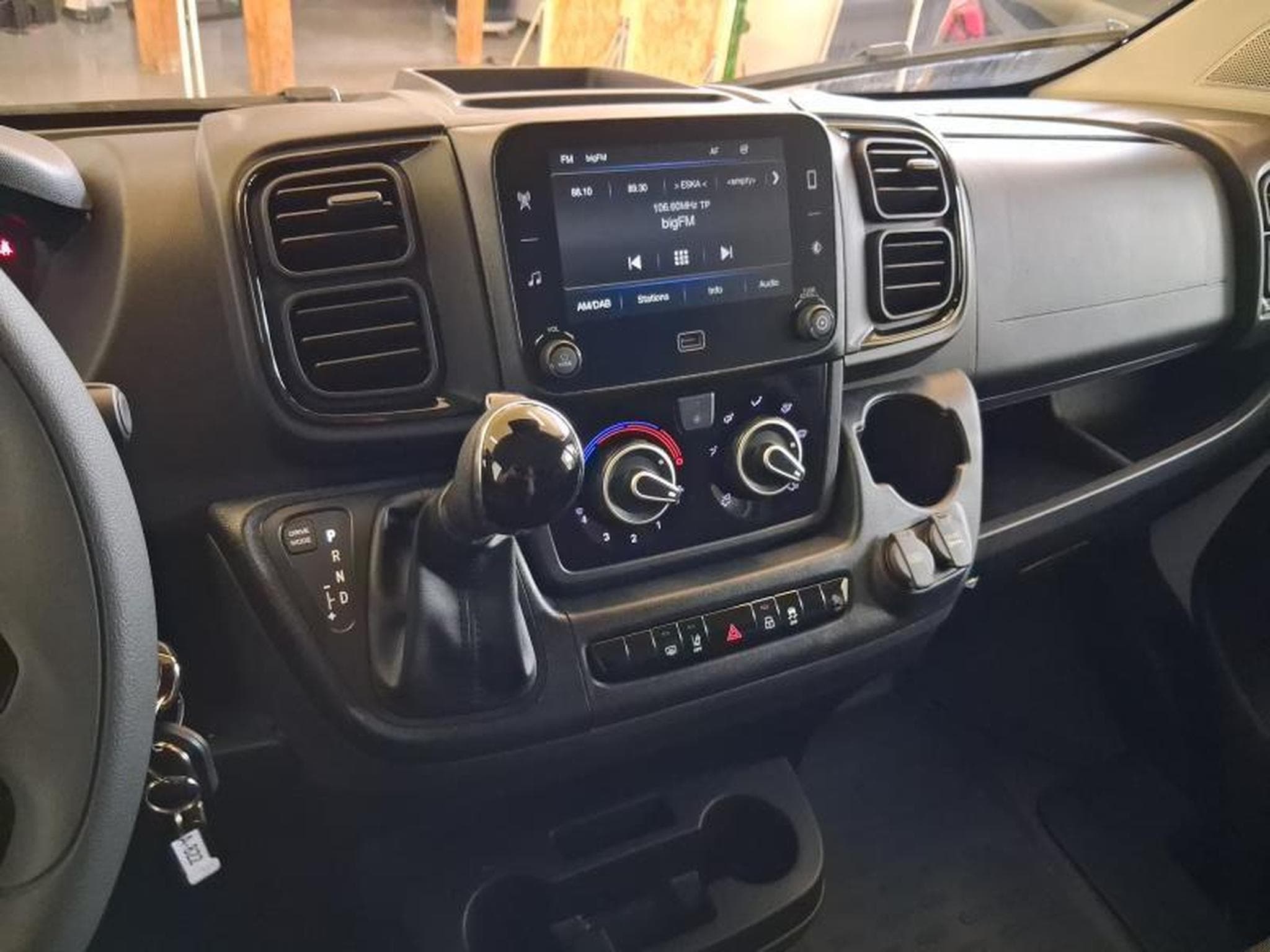 Peugeot Boxer 435 L3H3 (2026) - Foto 6