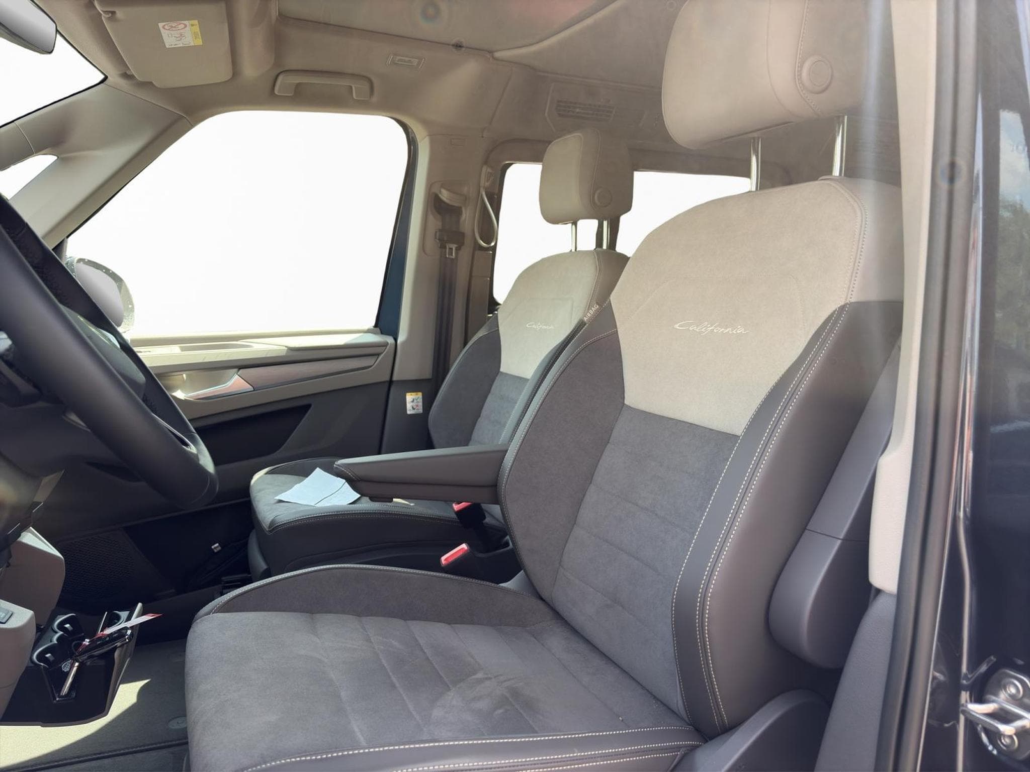 VW California Ocean (2026) - Photo 9