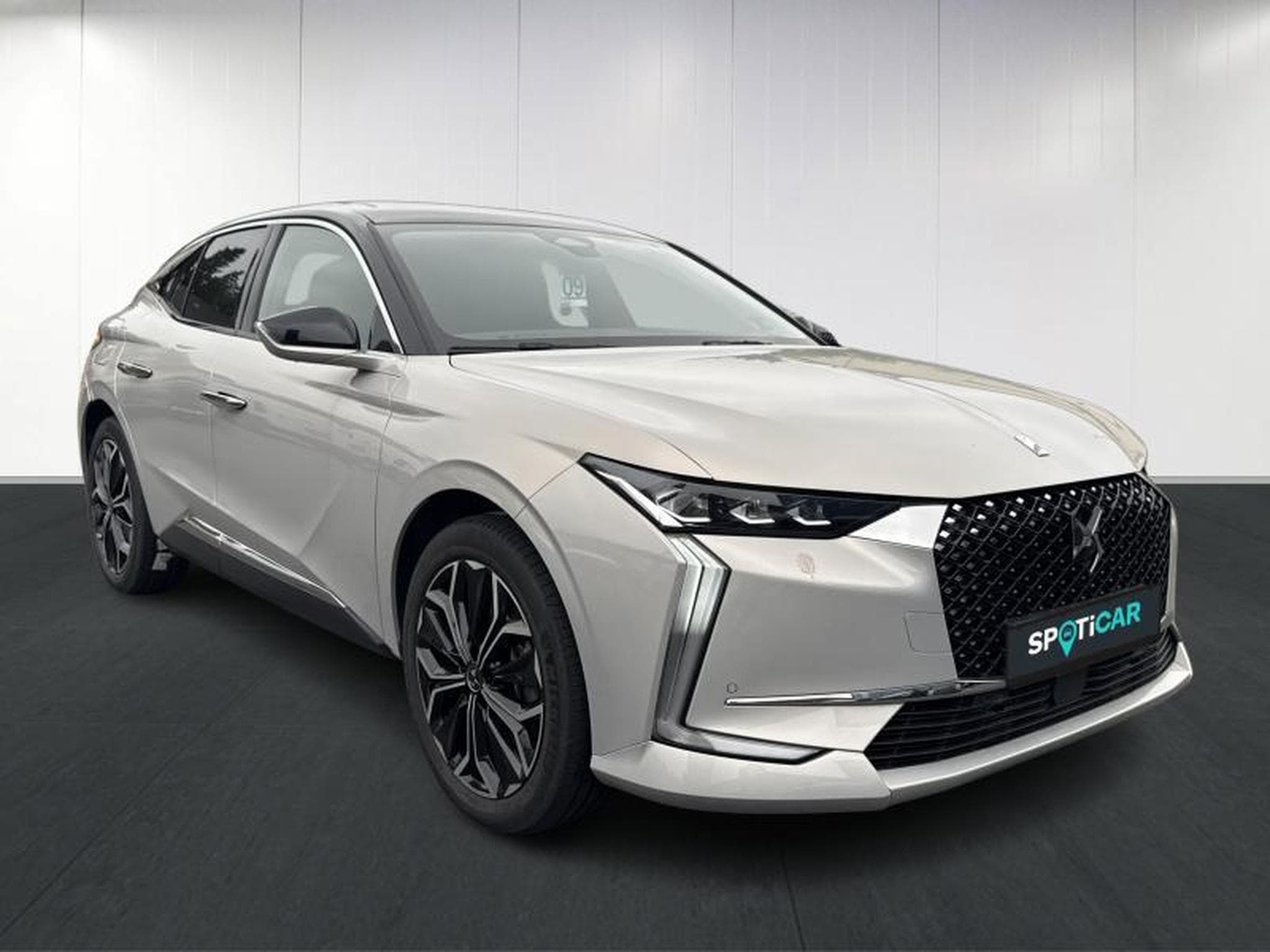 DS Automobiles DS4 Rivoli E-Tense 225 (2021) - Foto 3