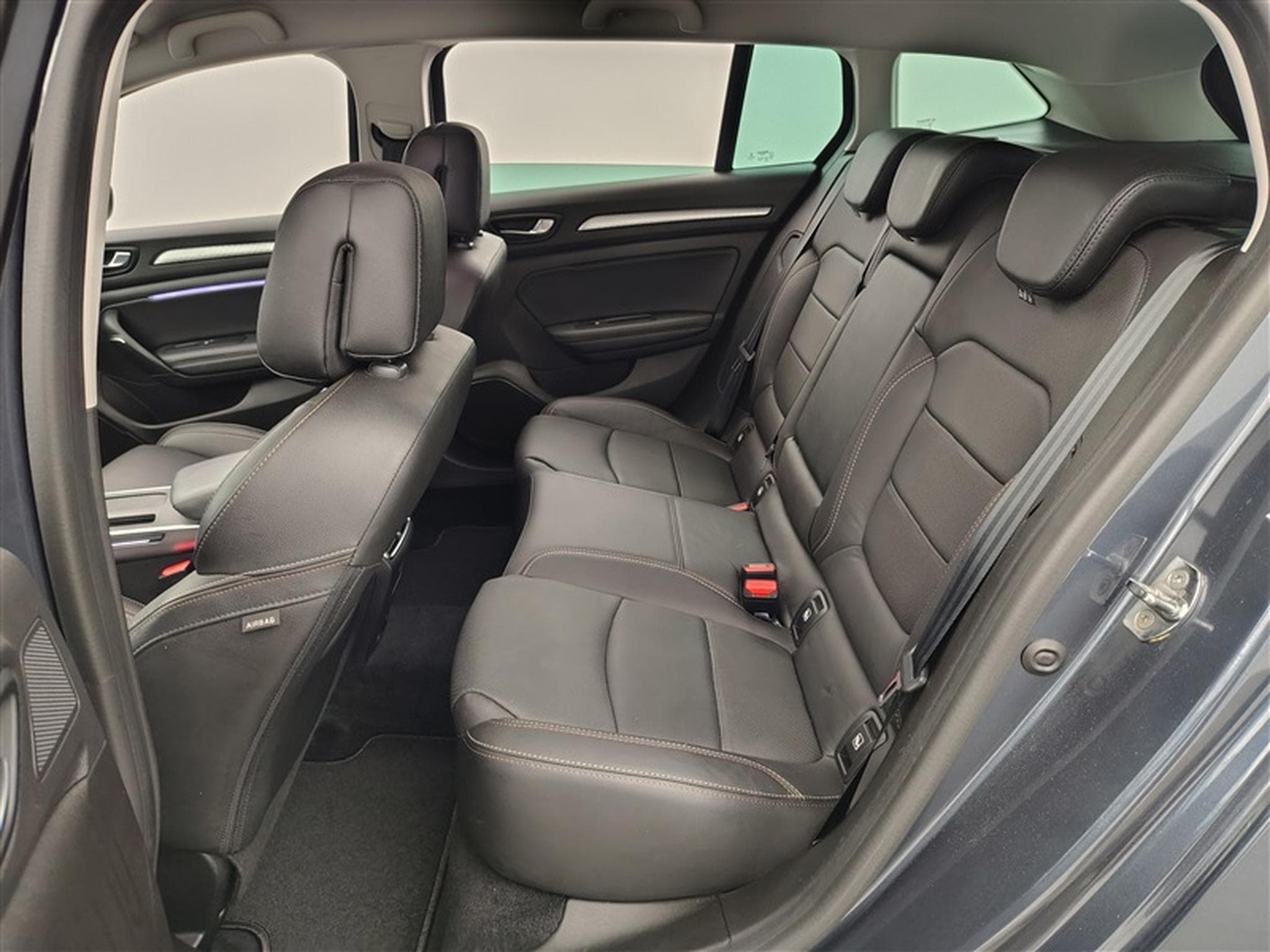 Renault Megane 1.33 TCe Edition One EDC GPF (EU6D) (2021) - Photo 13