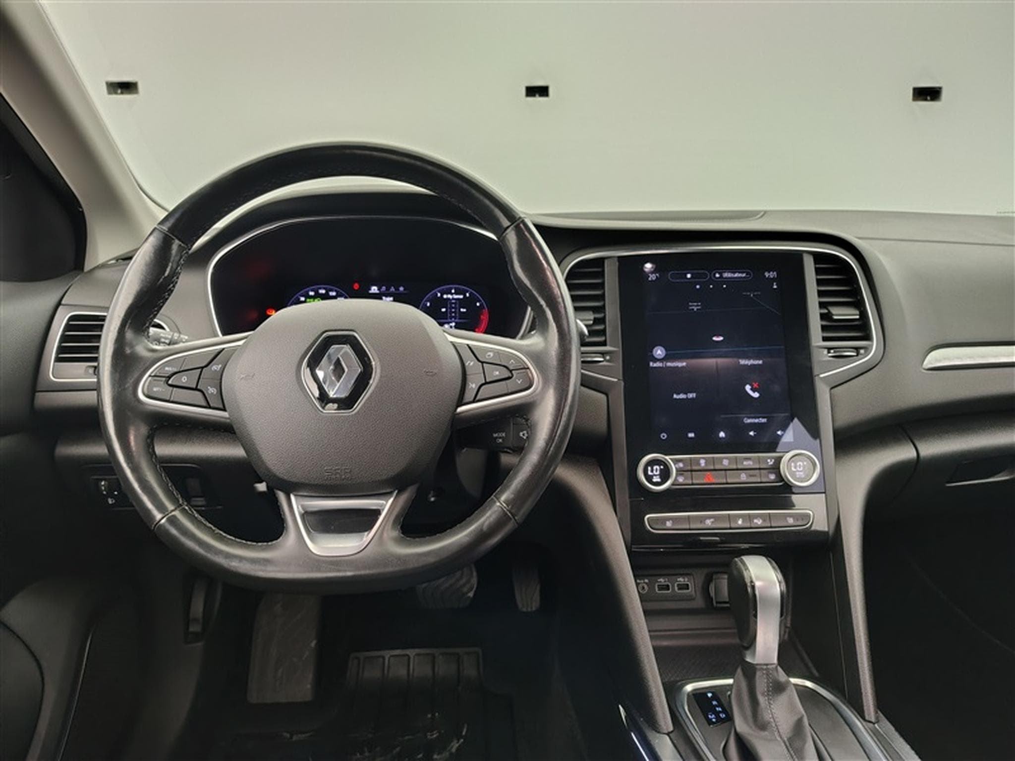 Renault Megane 1.33 TCe Edition One EDC GPF (EU6D) (2021) - Photo 9