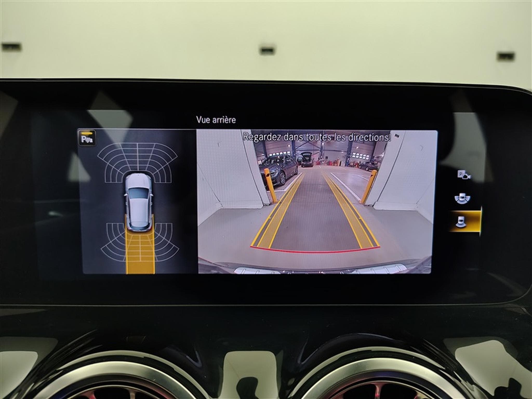 Mercedes GLA 200 GLA 200 AUTO AMG LINE NAVI/CAMERA/CUIR PARTIEL/JA' 18 (2023) - Photo 18
