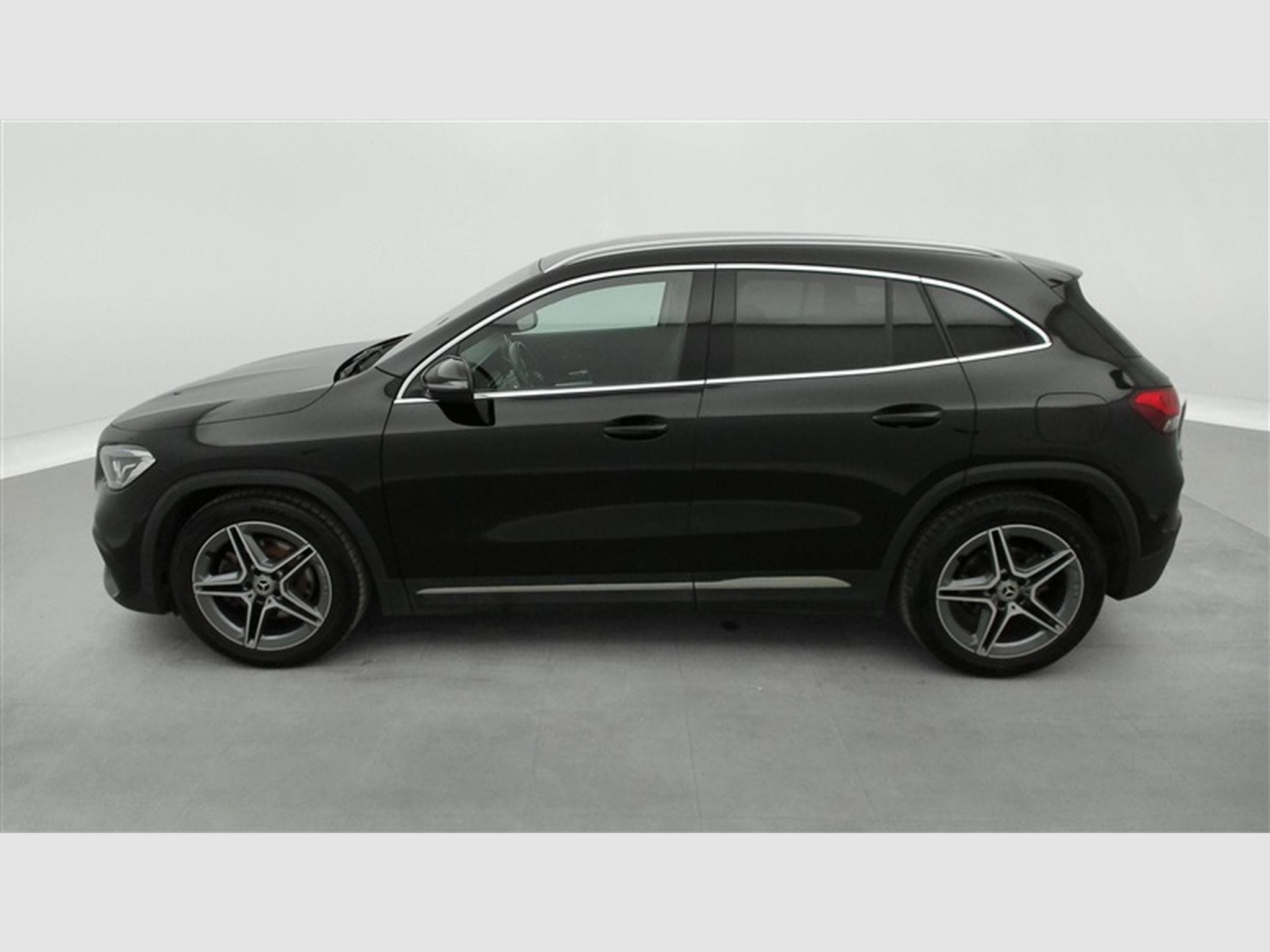 Mercedes GLA 200 GLA 200 AUTO AMG LINE NAVI/CAMERA/CUIR PARTIEL/JA' 18 (2023) - Photo 3