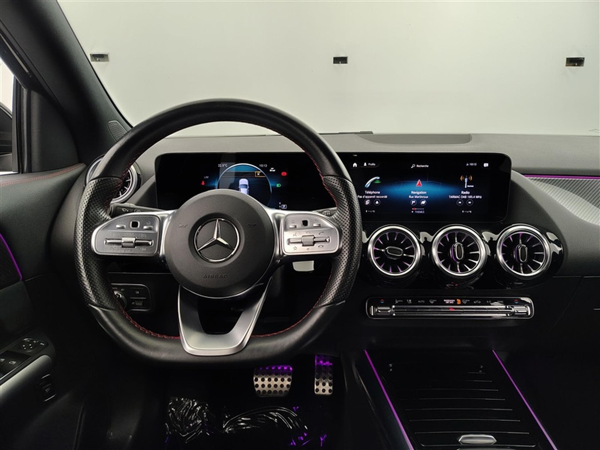 Mercedes GLA 200 GLA 200 AUTO AMG LINE NAVI/CAMERA/CUIR PARTIEL/JA' 18 (2023) - Photo 9