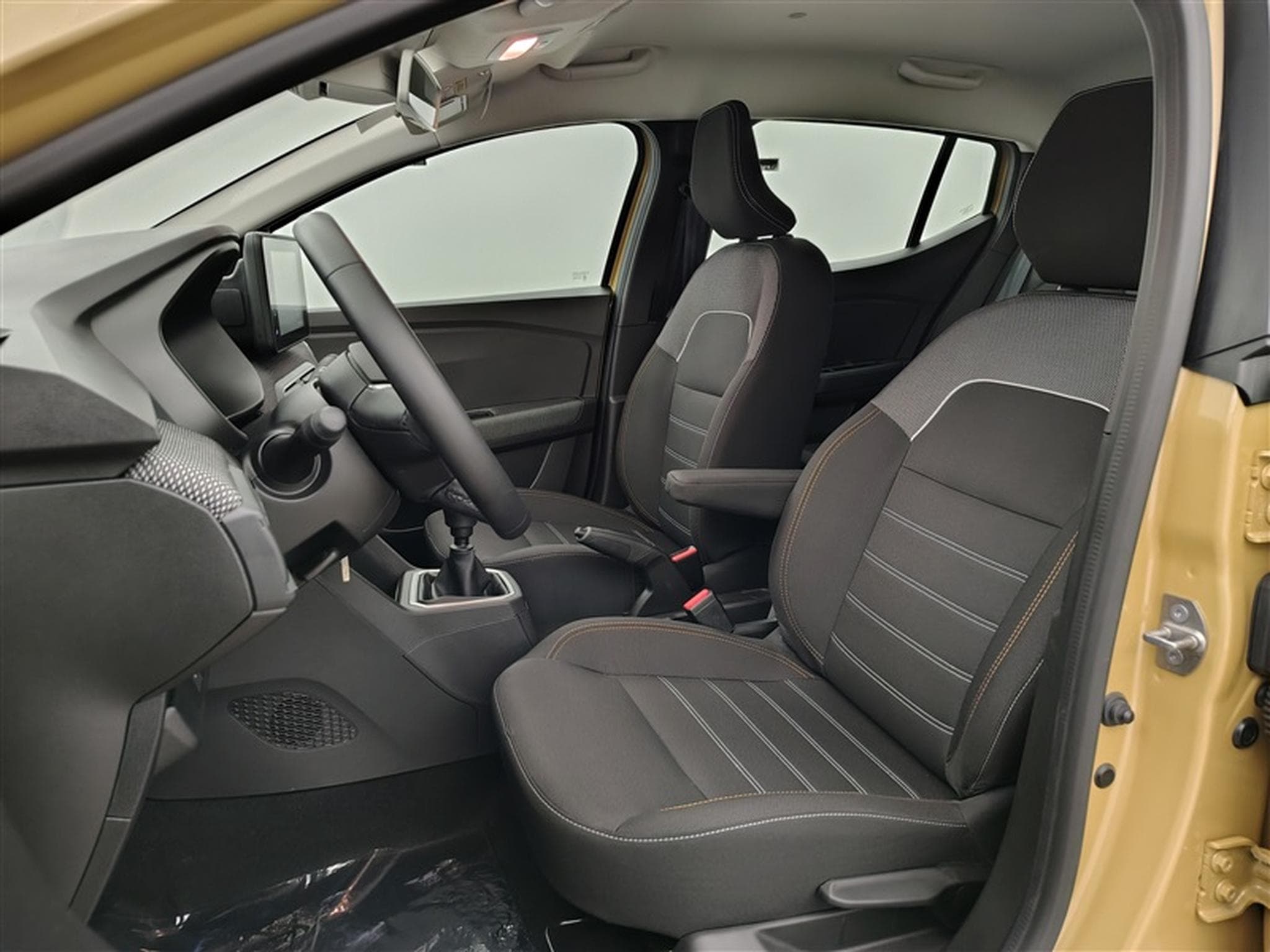 Dacia Sandero Stepway 1.0 TCe Extreme (2024) - Photo 7