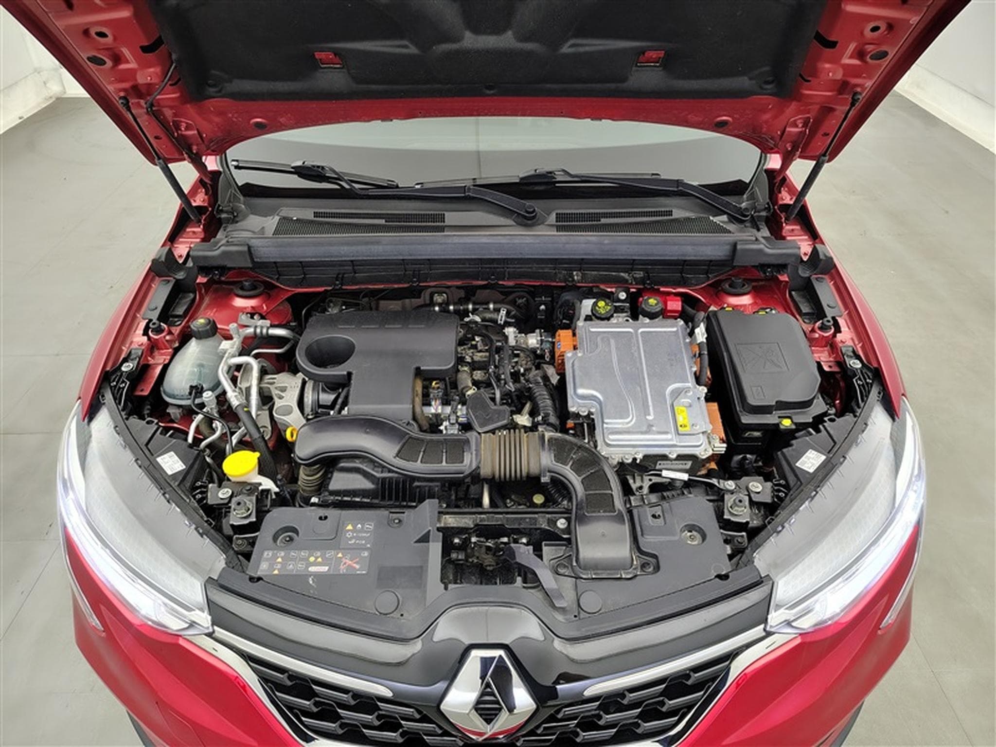 Renault Arkana E-TECH 1.6i Techno (2023) - Photo 20