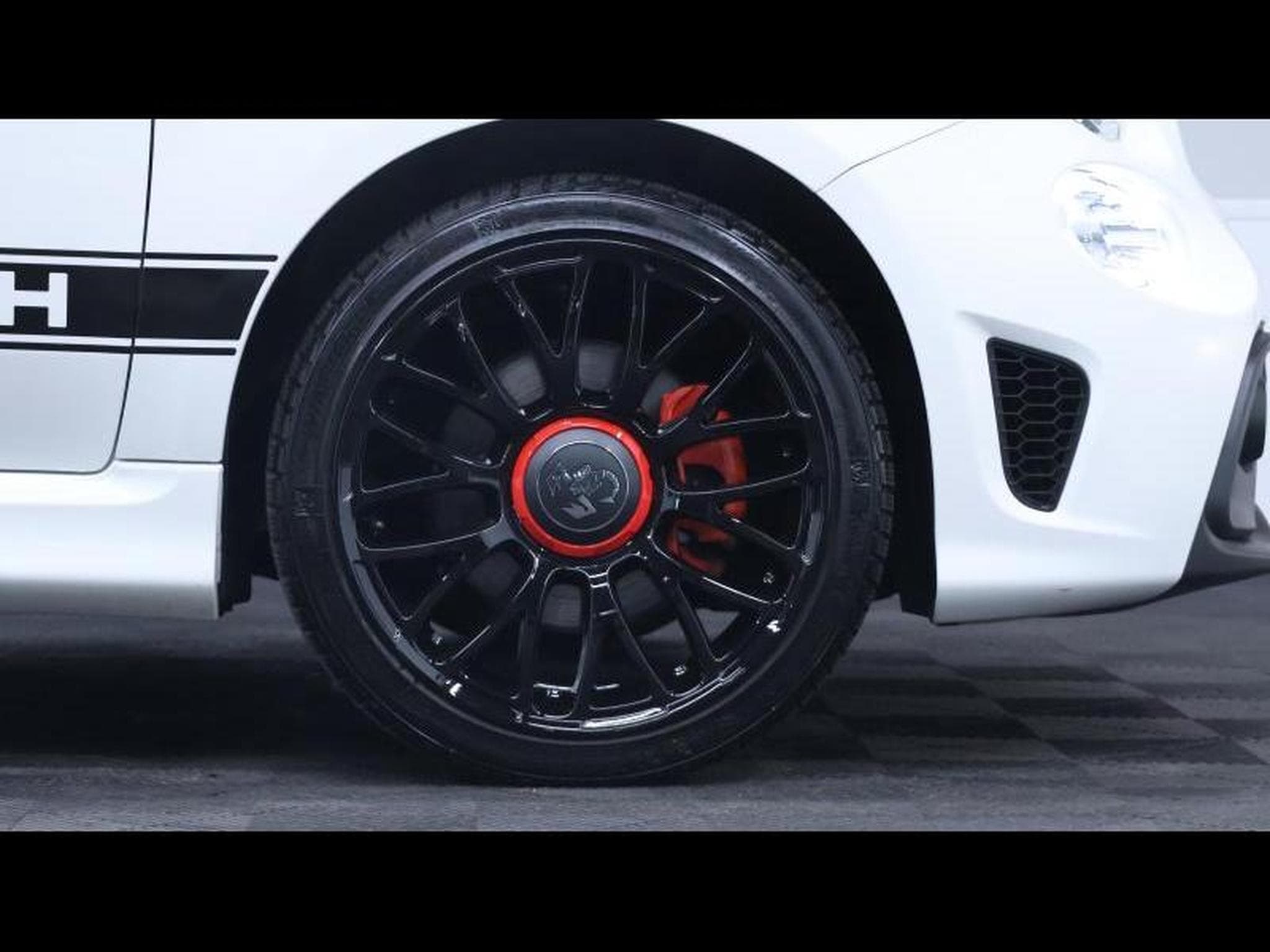 Abarth 500 C 1.4T-JET 145 cv Boite manuelle (2022) - Foto 12