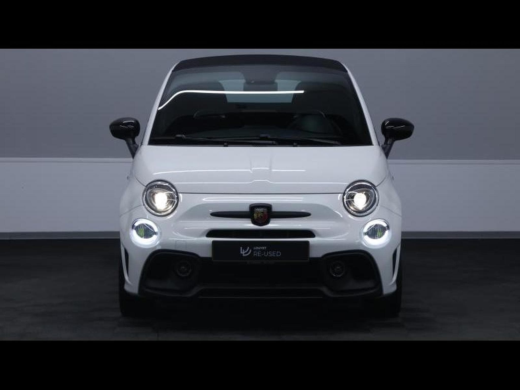 Abarth 500 C 1.4T-JET 145 cv Boite manuelle (2022) - Foto 2