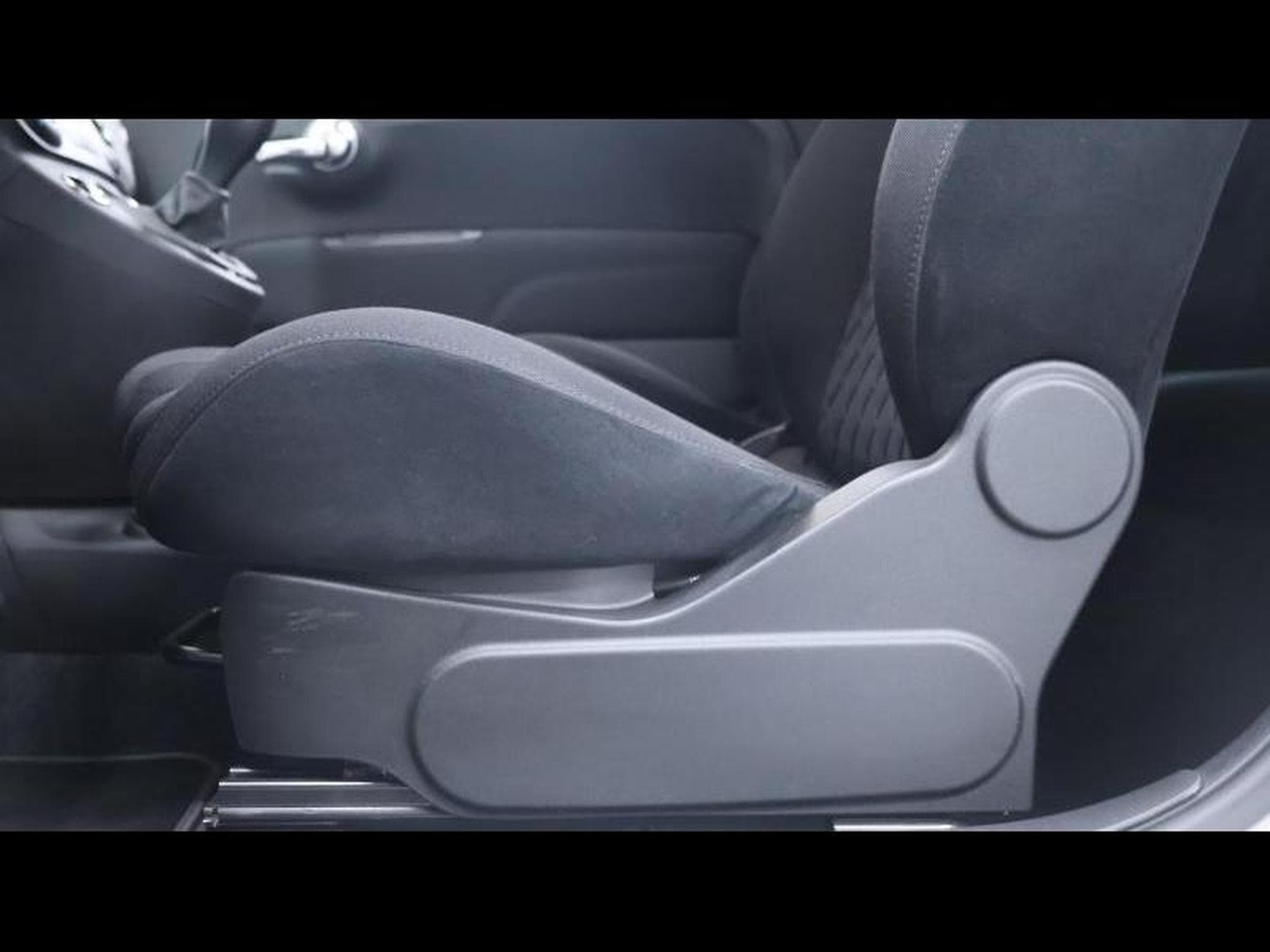 Abarth 500 C 1.4T-JET 145 cv Boite manuelle (2022) - Foto 30