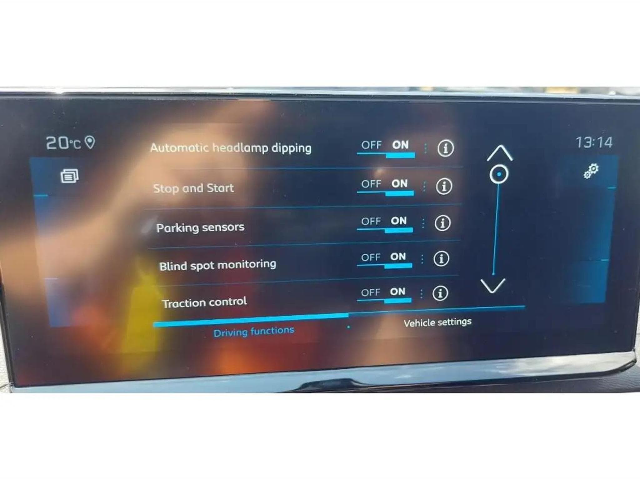 Peugeot 5008 (2024) - Photo 14