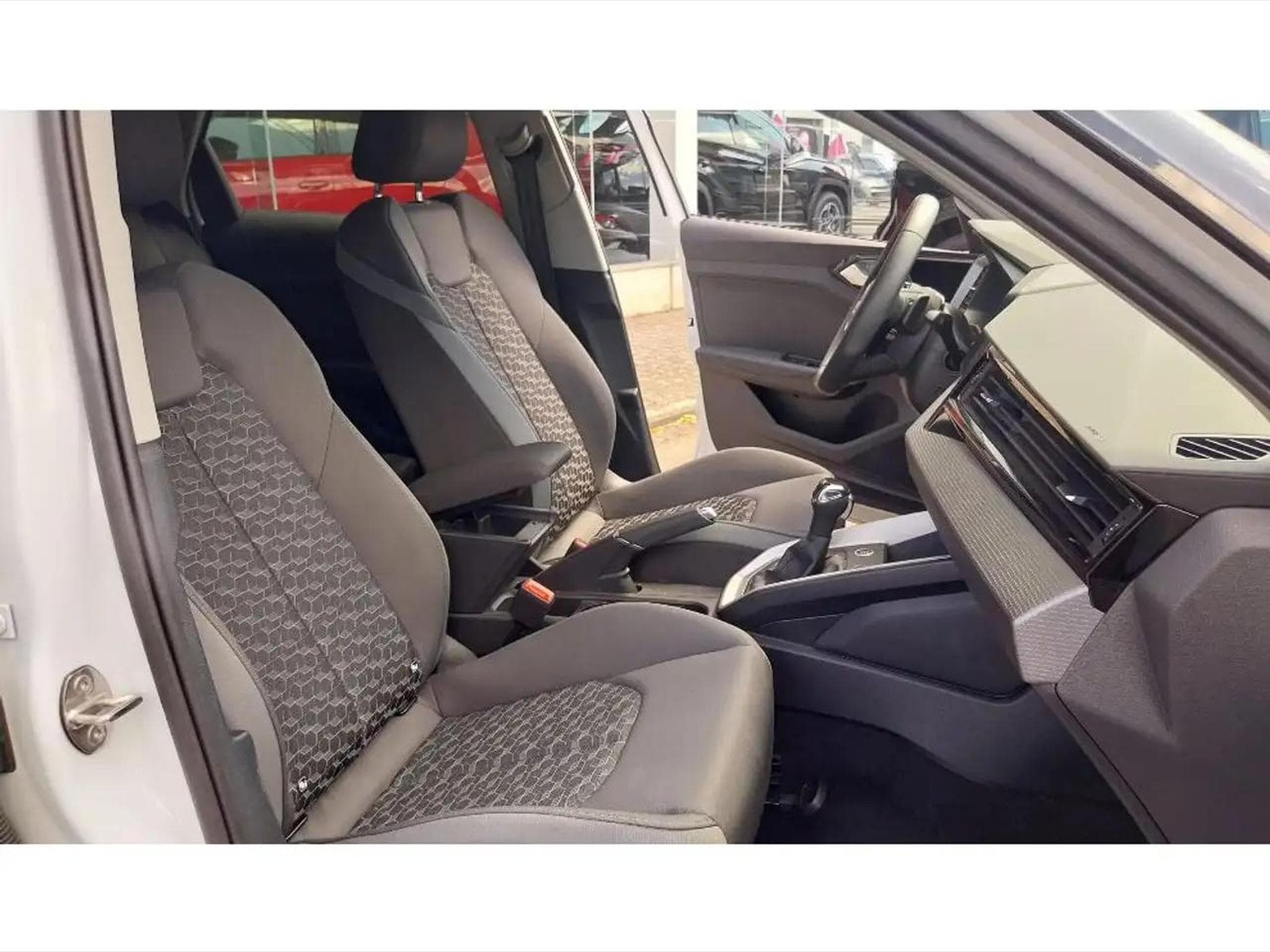 Audi A1 (2025) - Foto 9