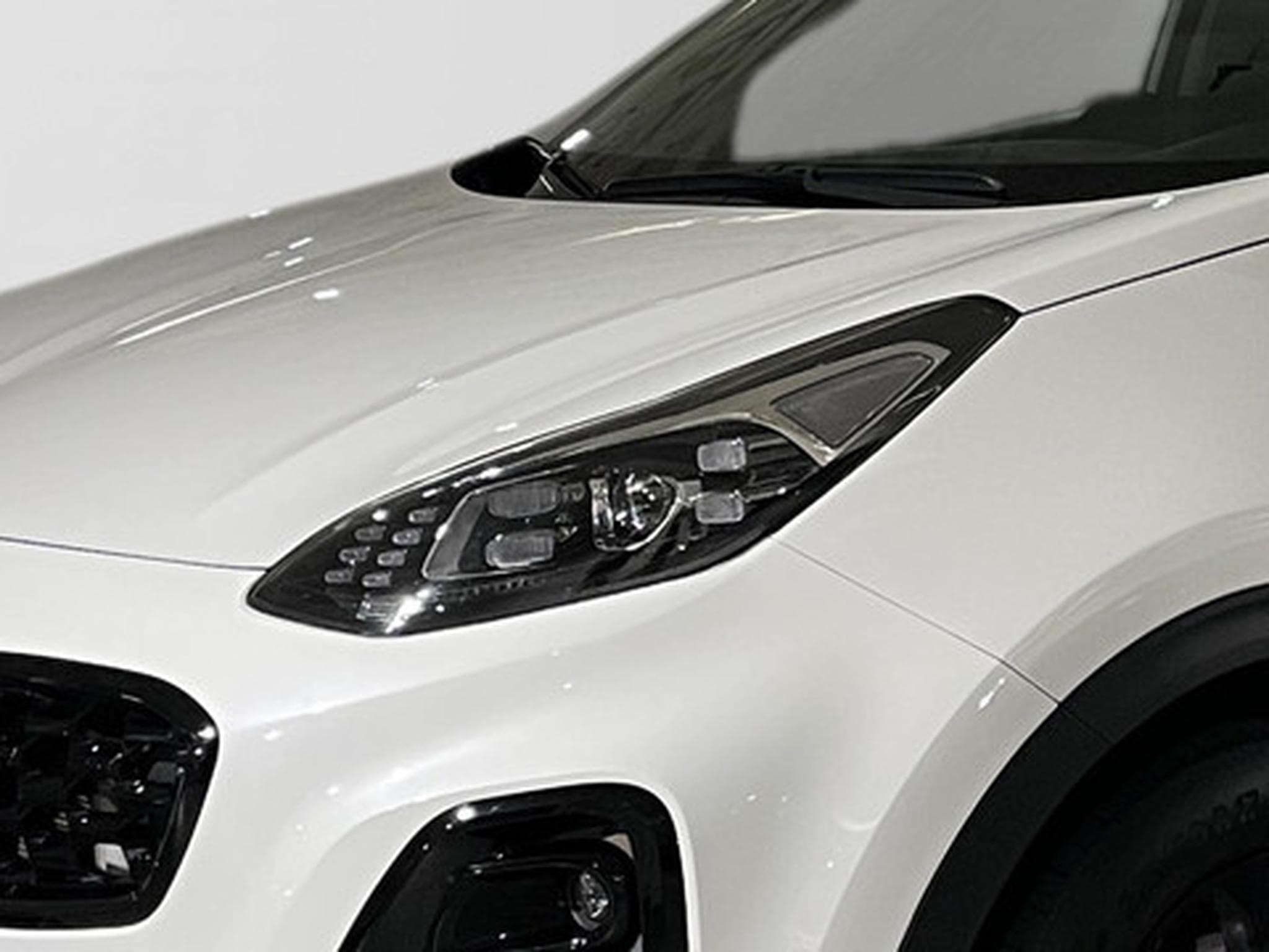 Kia Sportage 1.6 CRDi 136 7DCT ISG (2021) - Photo 23