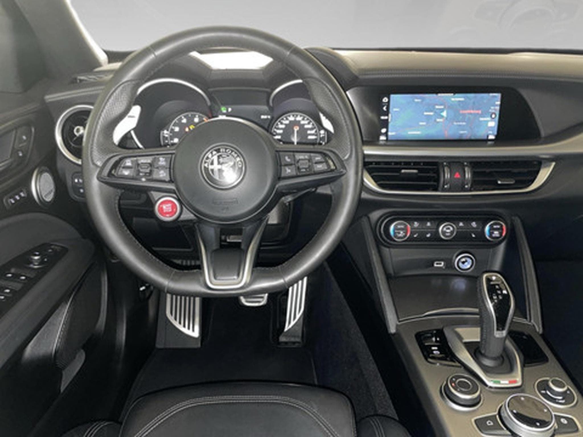 Alfa-Romeo Stelvio 2.0 280 GT Junior Ocra AWD (2022) - Photo 6