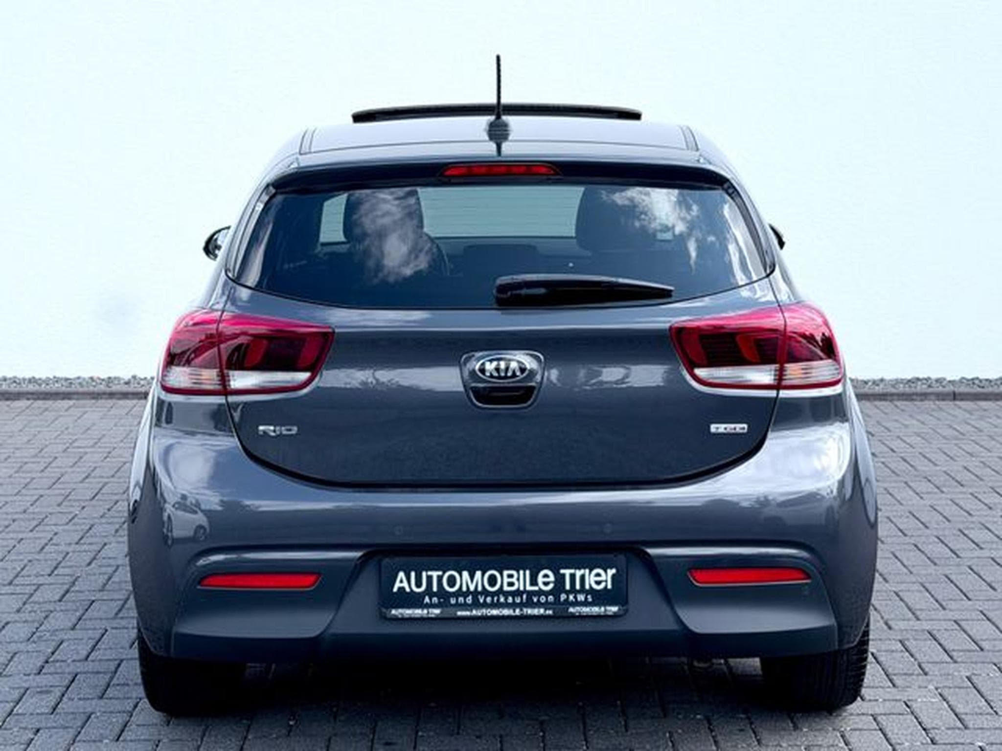 Kia Rio Rio Platinum Edition /NAVI/LED/CAM/GARANTIE/ (2017) - Photo 6