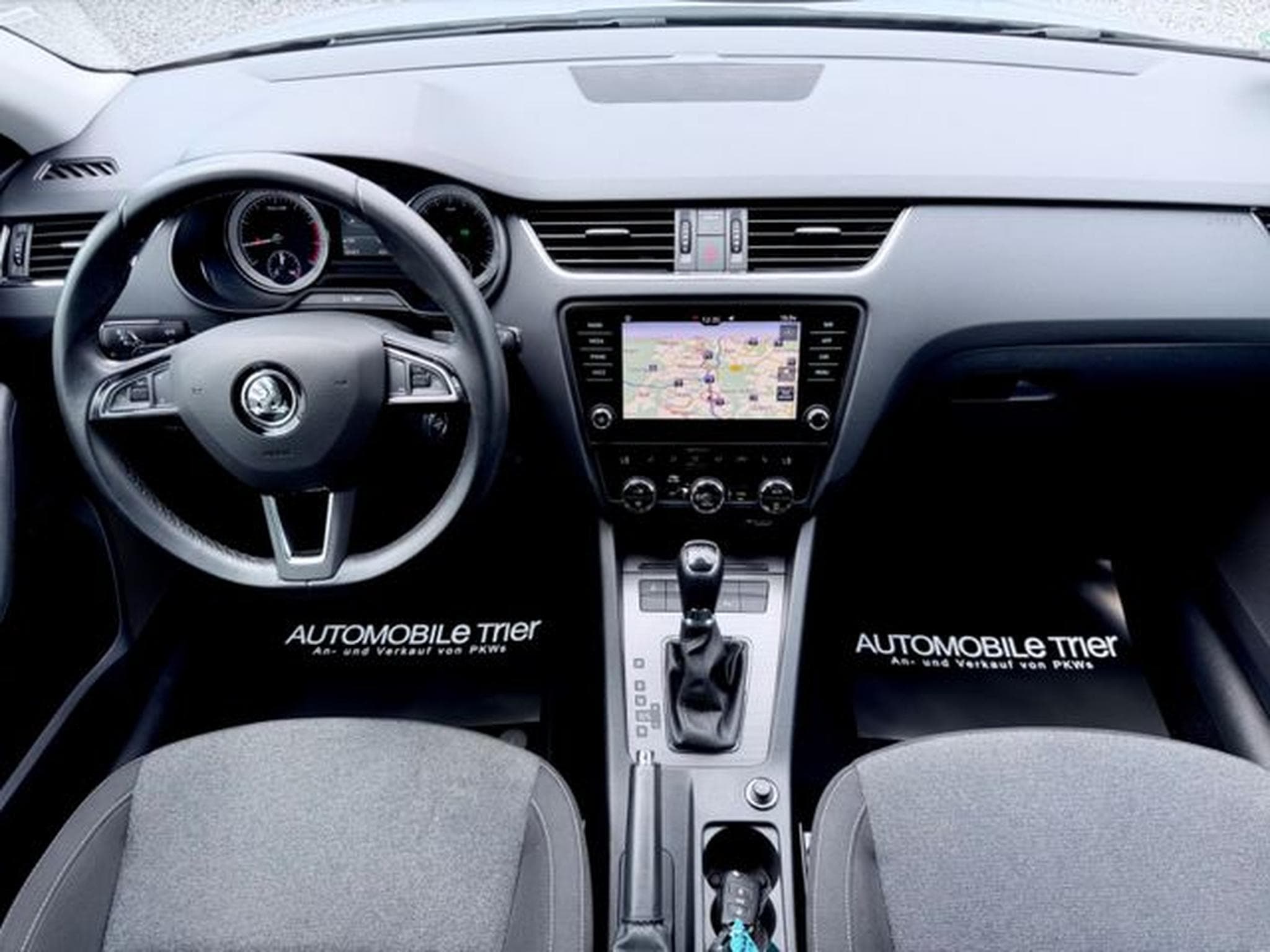 Skoda Octavia Octavia Combi 1.5 TSI DSG /NAVI/LED/ACC/CARPLAY/ (2019) - Photo 11