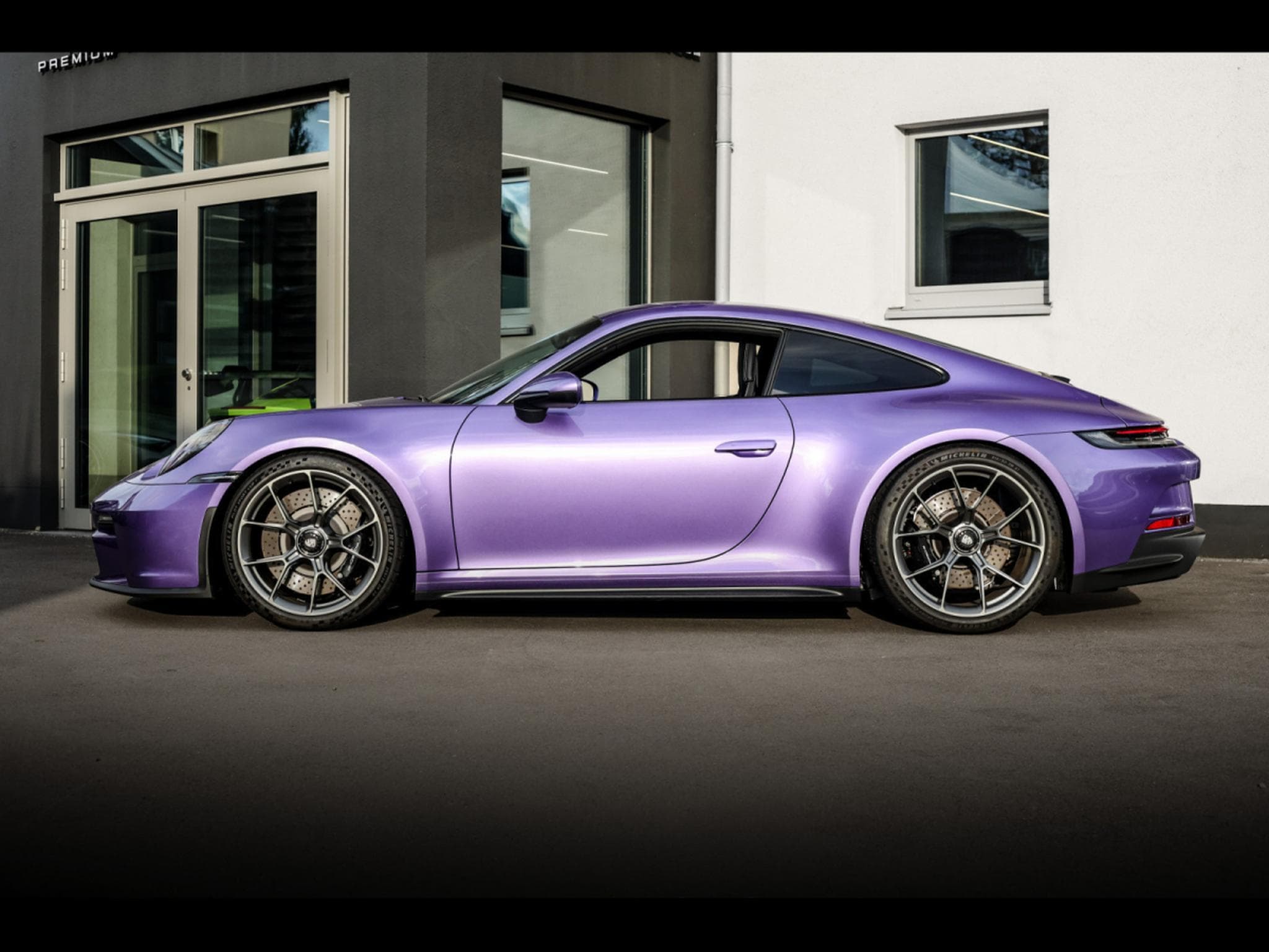Porsche 911 .1 911 GT3 TOURING PDK – VIOLA PURPLE METALLIC PTS – PORSCHE (2022) - Photo 2