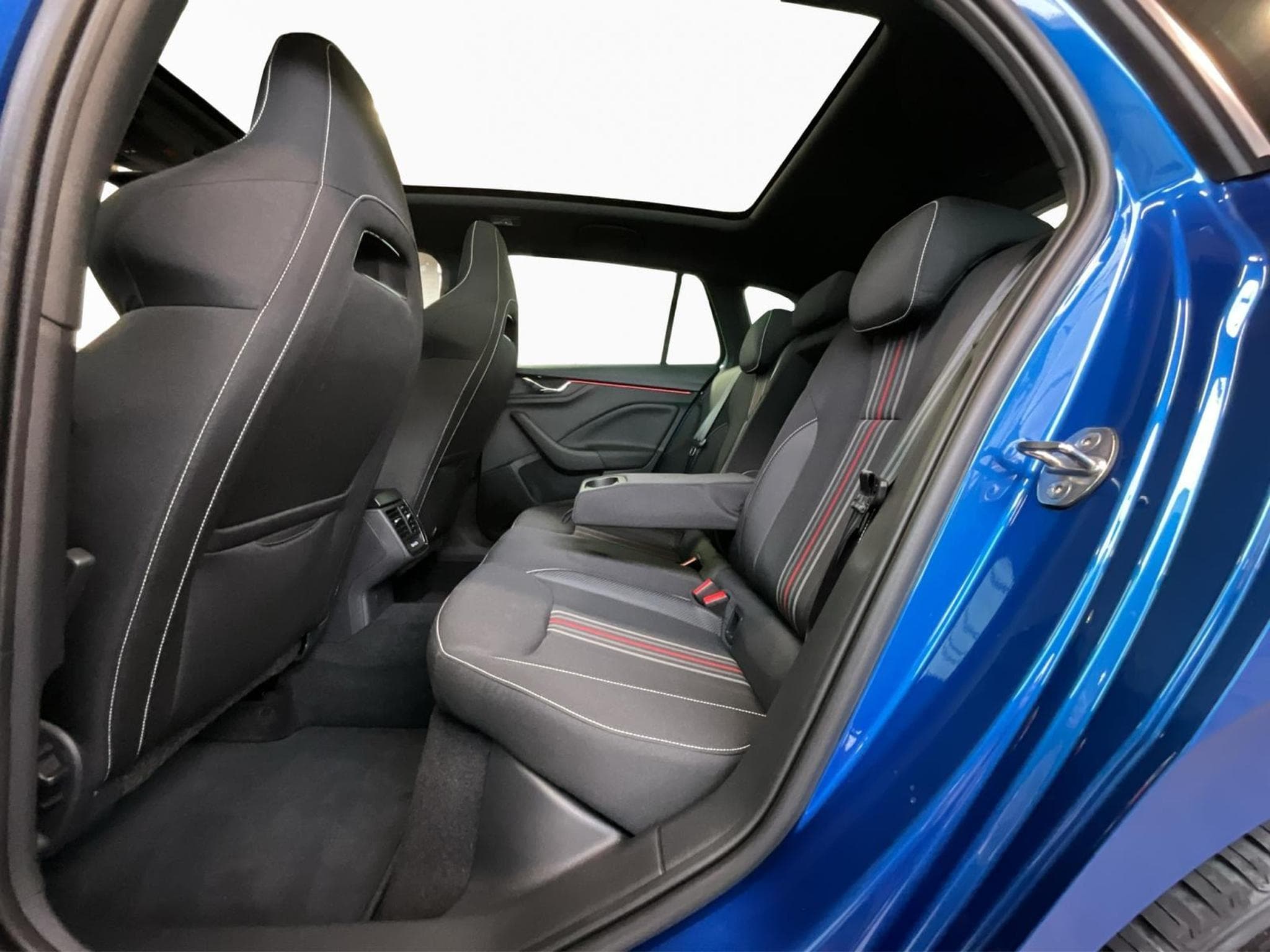Skoda Scala Monte-Carlo+BVM+Led+Navi (2025) - Foto 16