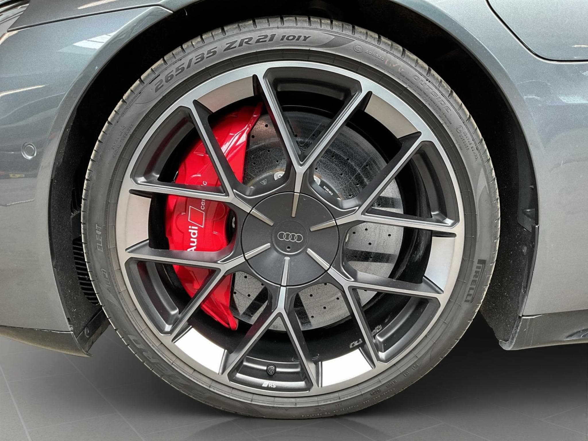 Audi RS e-tron GT 97kWh+Performance+Quattro+Ceramique+Carbon (2025) - Foto 8