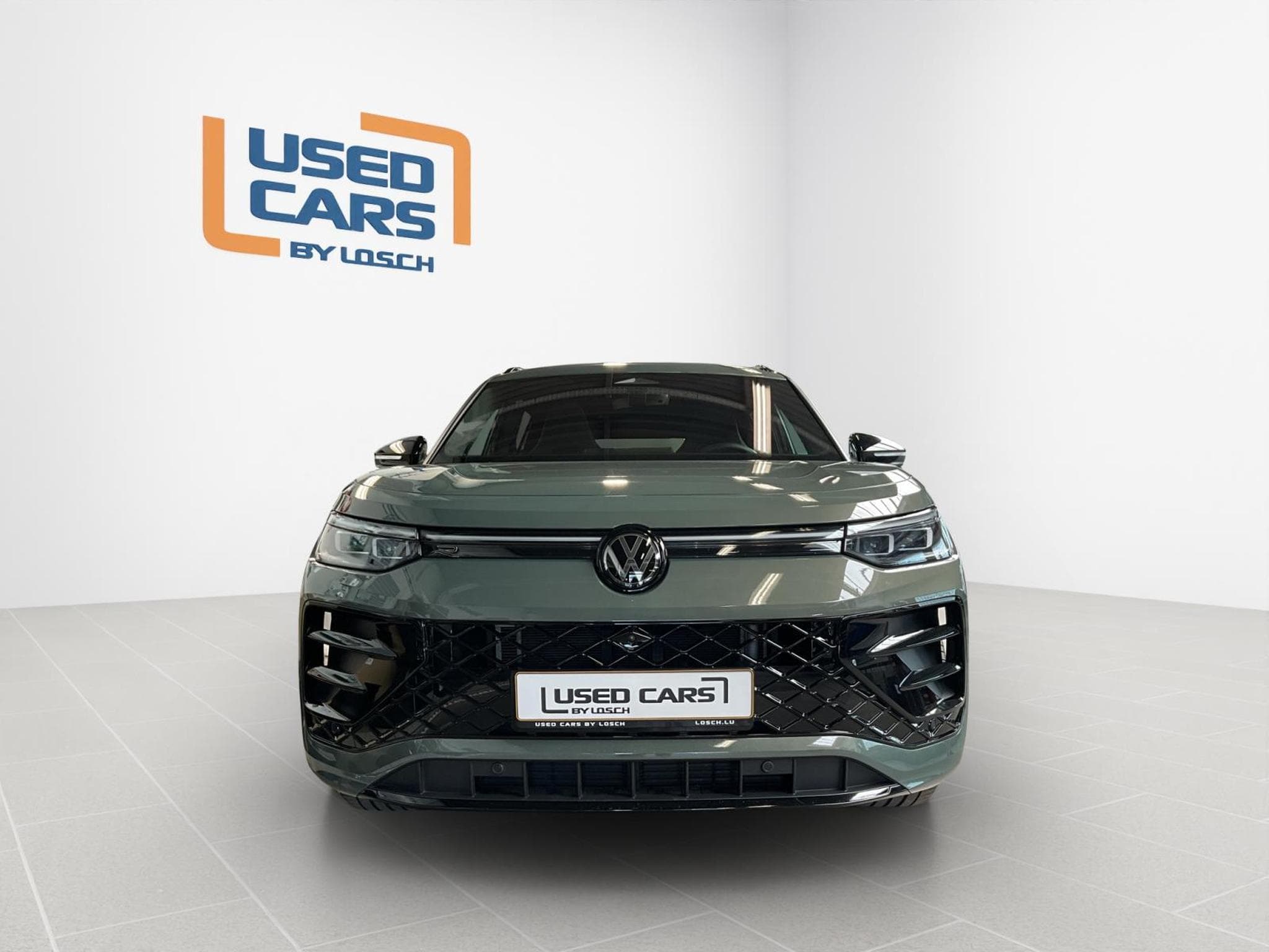 VW Tayron R-Line+DSG+4M+7Sitze+P.Confort+Pano+P.Travel+P.Info (2025) - Foto 3