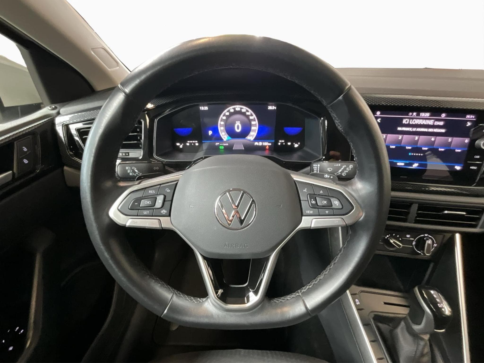 VW Polo Life+DSG+RearView+LED+Digi+ (2023) - Foto 10