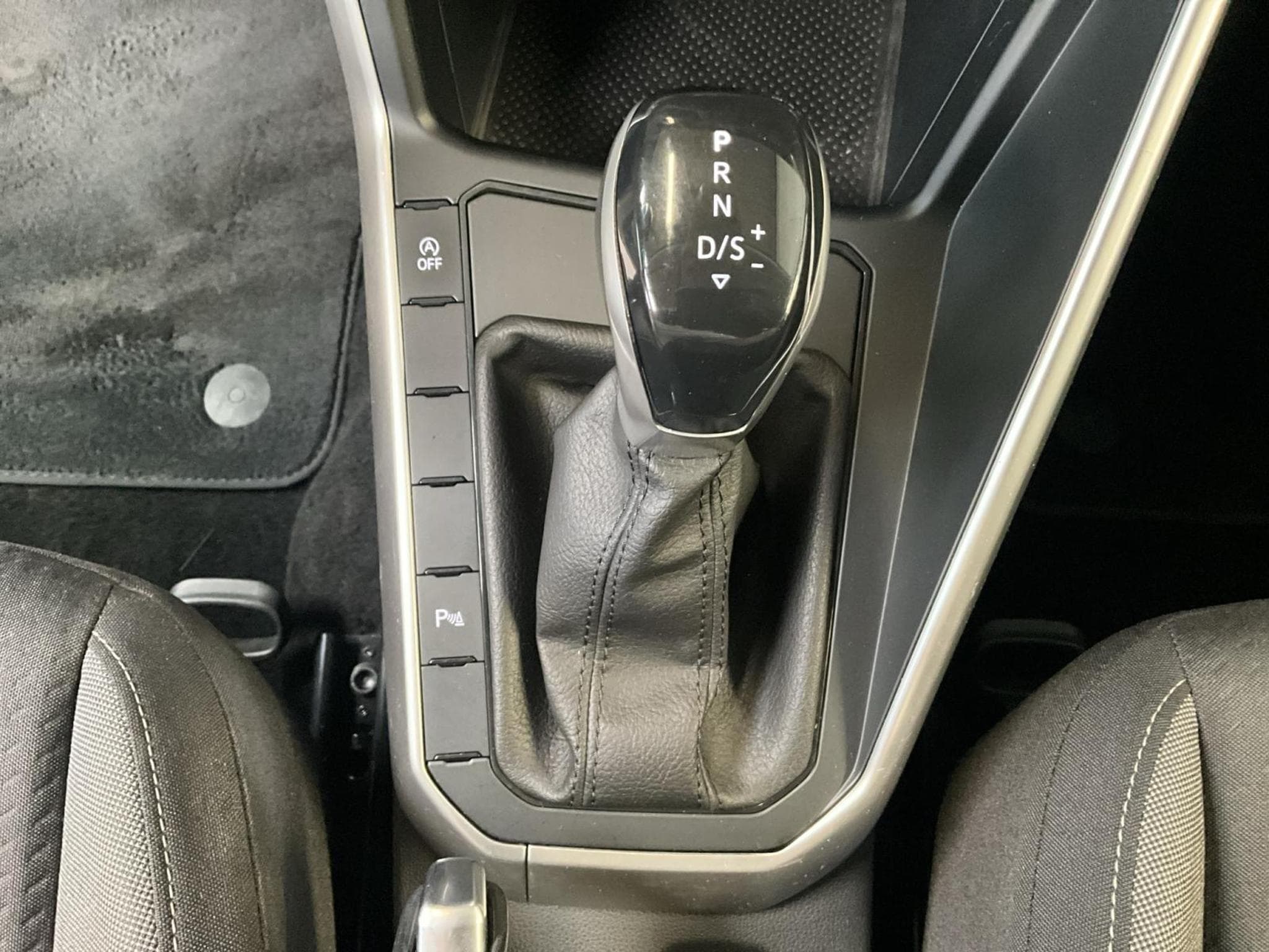 VW Polo Life+DSG+RearView+LED+Digi+ (2023) - Foto 12