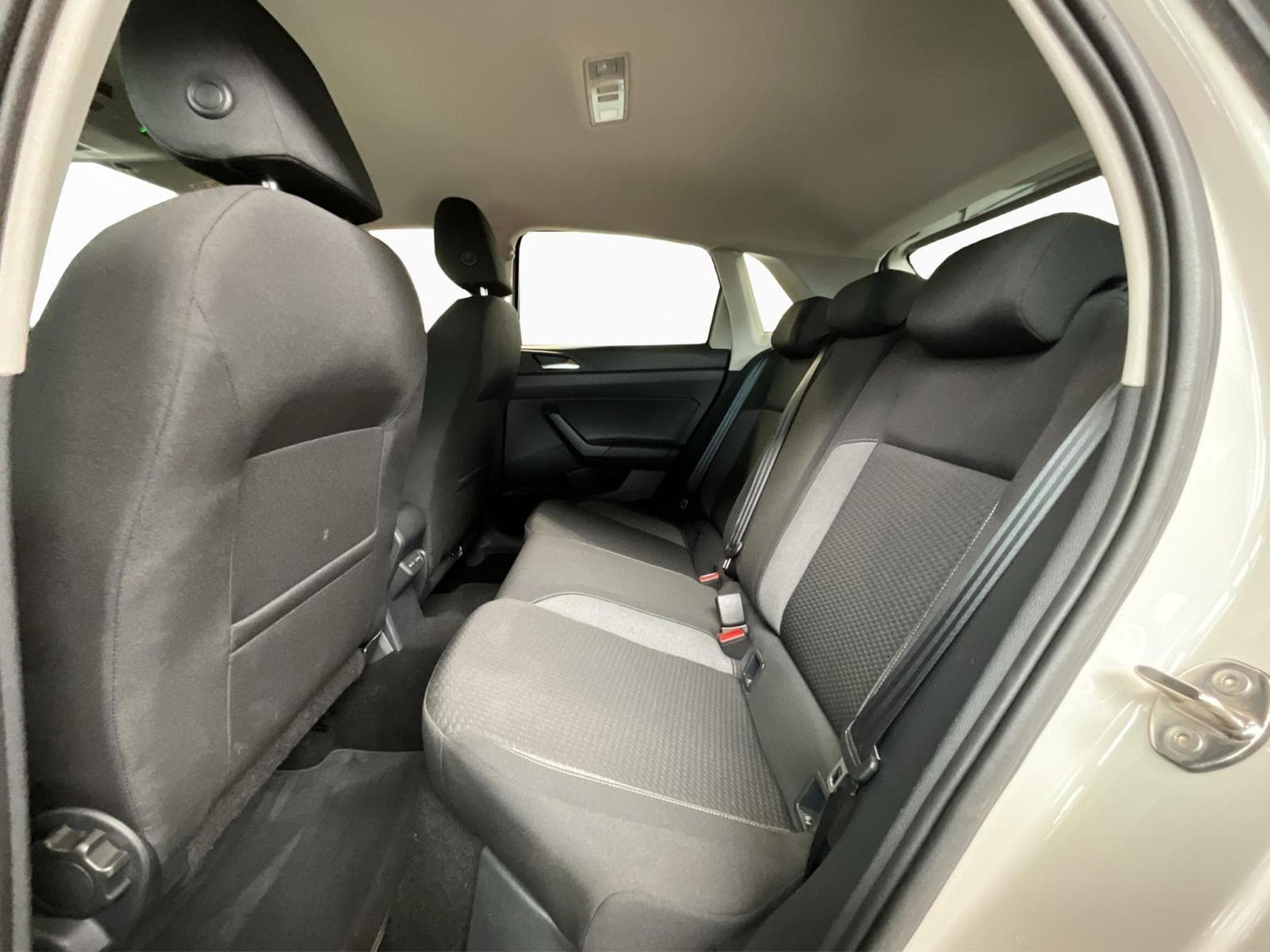 VW Polo Life+DSG+RearView+LED+Digi+ (2023) - Foto 15