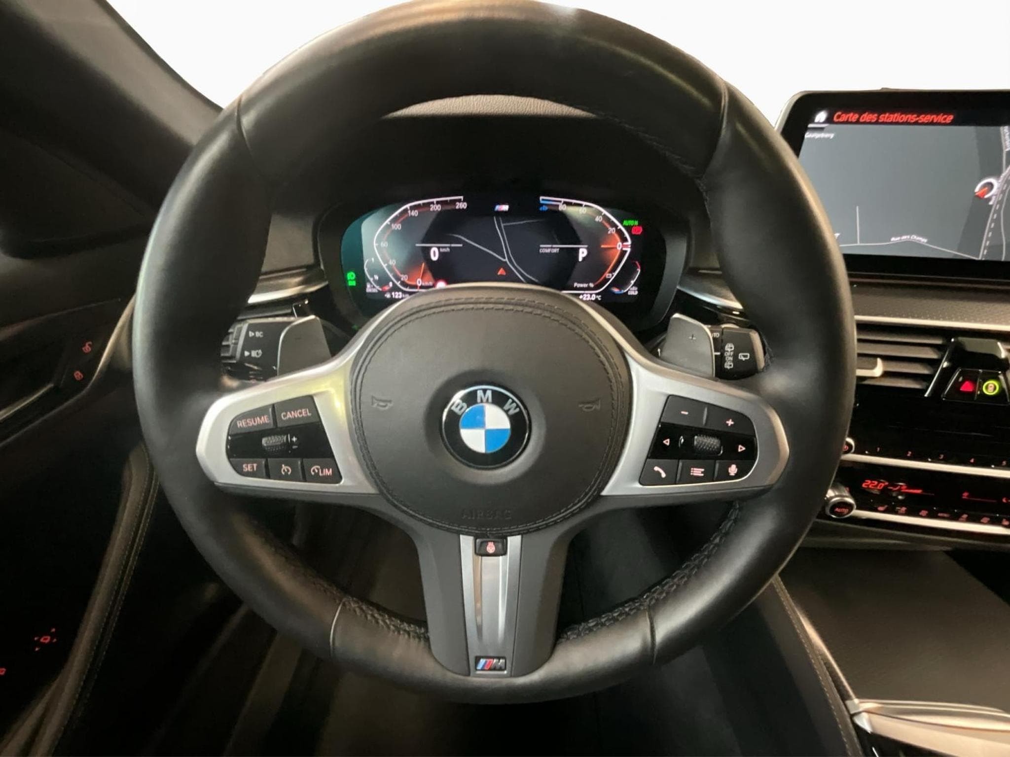BMW 520 Xdrive+M-Sport+AT+BlackStyle+Panorama (2024) - Photo 10
