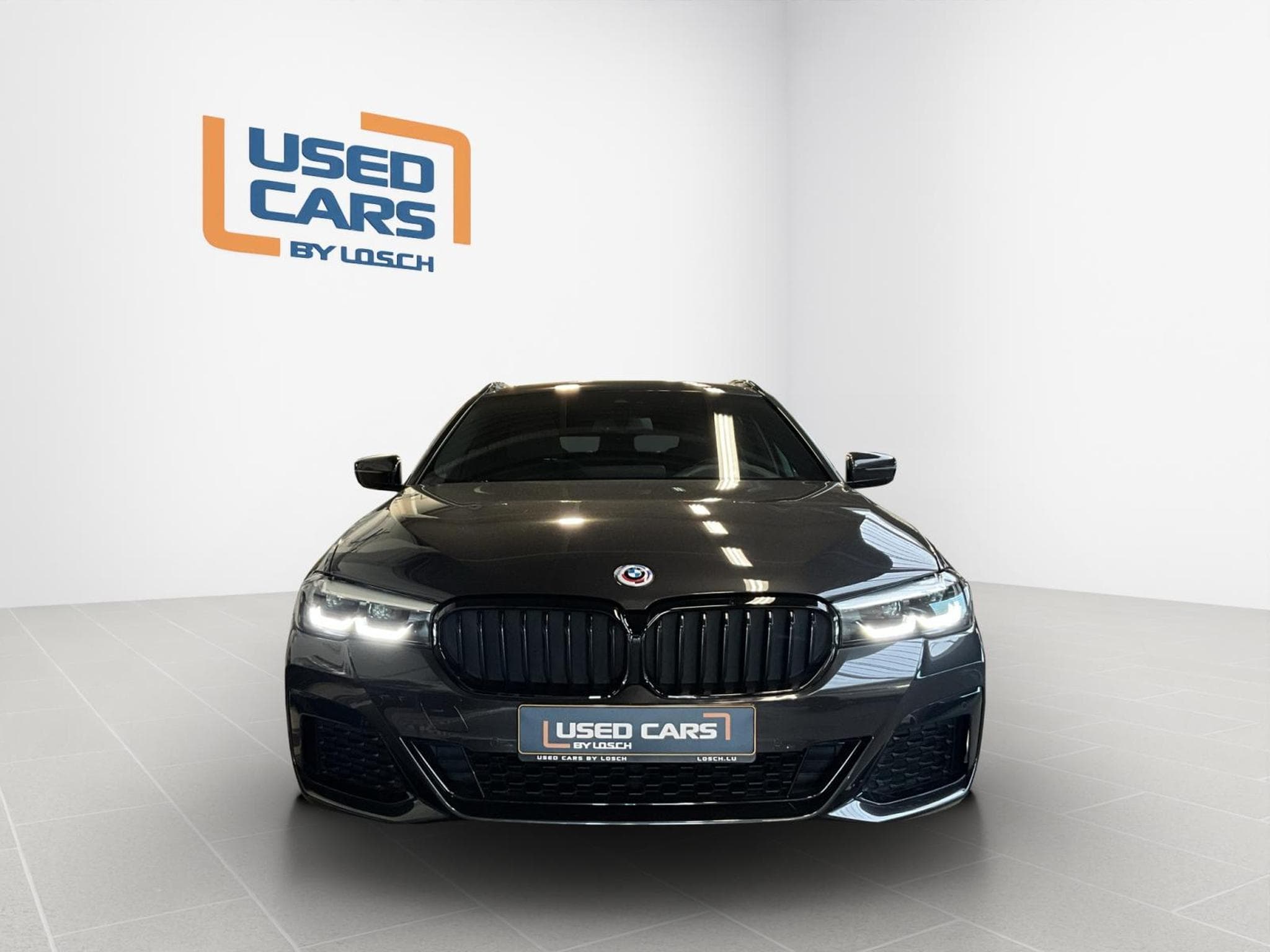 BMW 520 Xdrive+M-Sport+AT+BlackStyle+Panorama (2024) - Photo 3