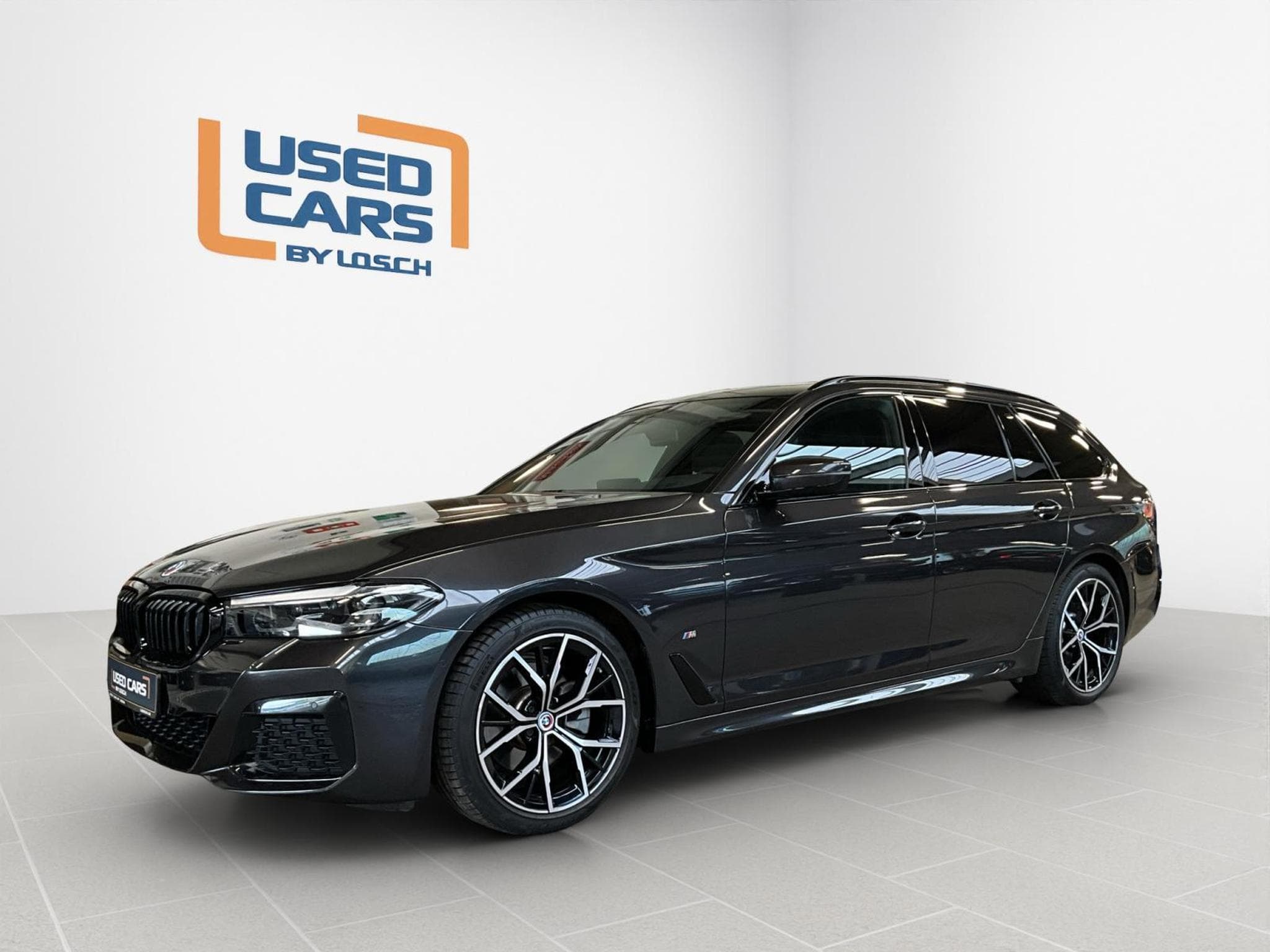 BMW 520 Xdrive+M-Sport+AT+BlackStyle+Panorama (2024) - Photo 4