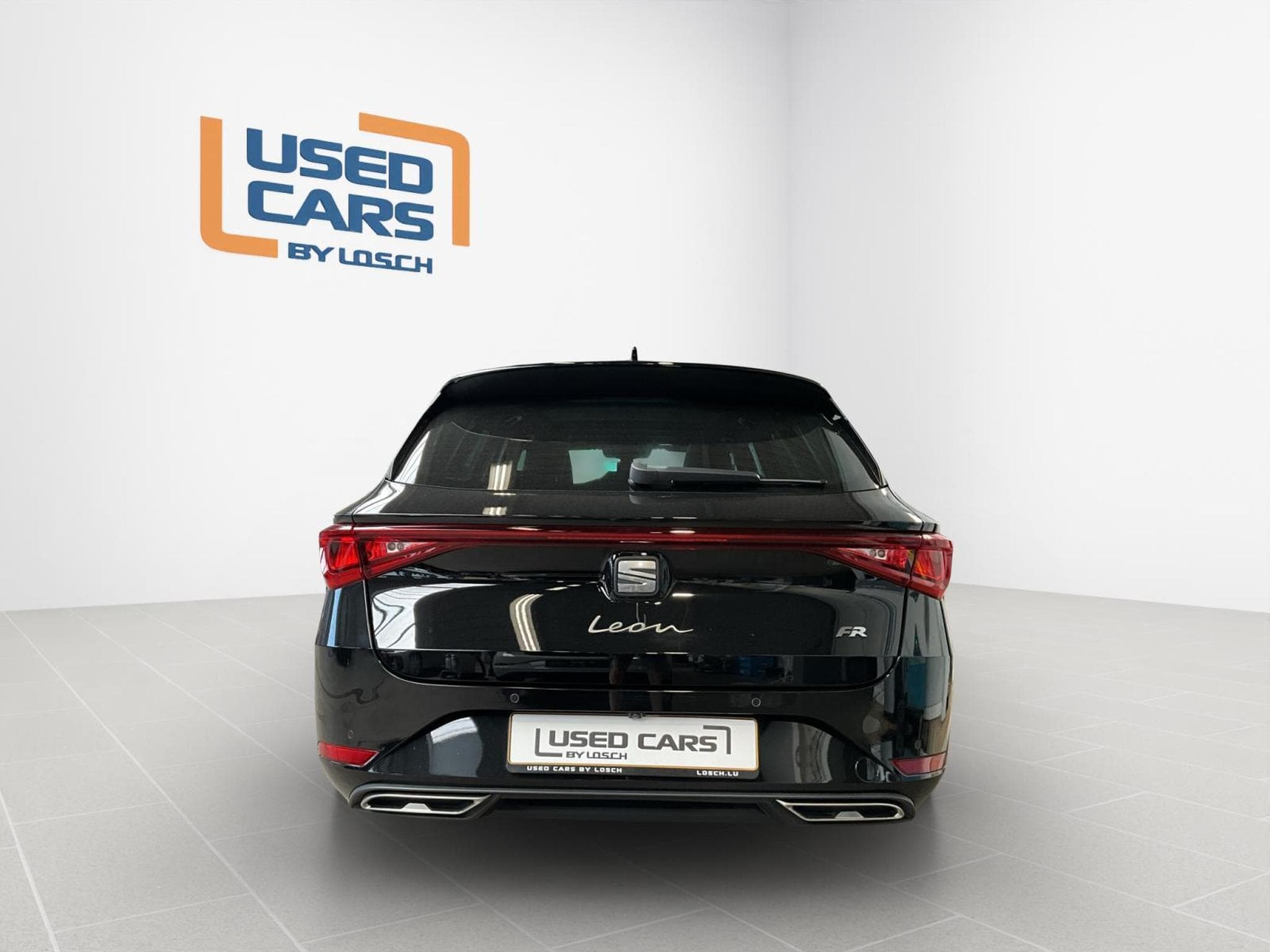 Seat Leon ST+FR+DSG+Matrix-LED+Pano+P.Vision+AHK (2025) - Photo 7
