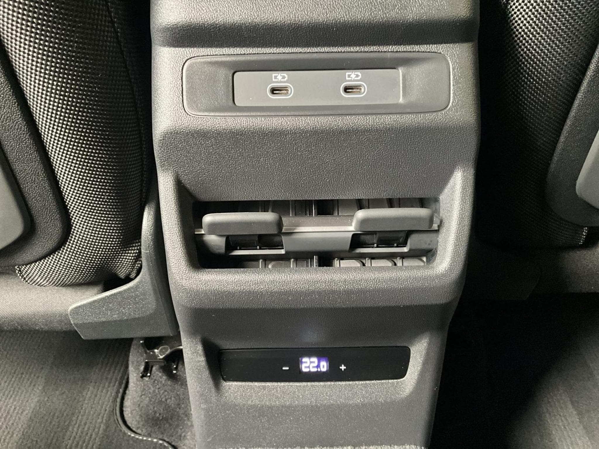 Audi Q3 S-Line+TDI+S-Tronic+LED+Tech+ (2025) - Photo 21