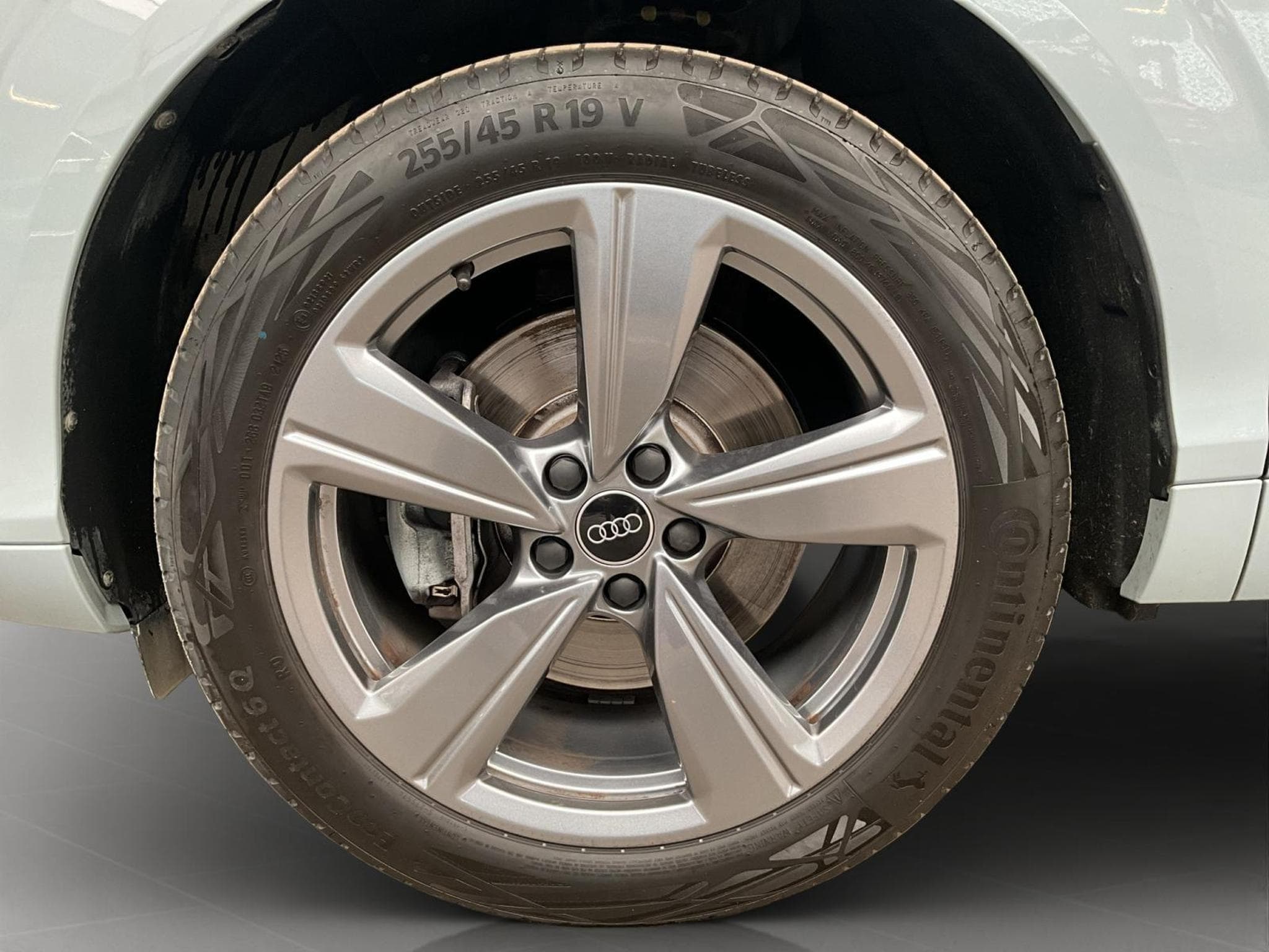 Audi Q3 S-Line+TDI+S-Tronic+LED+Tech+ (2025) - Photo 8