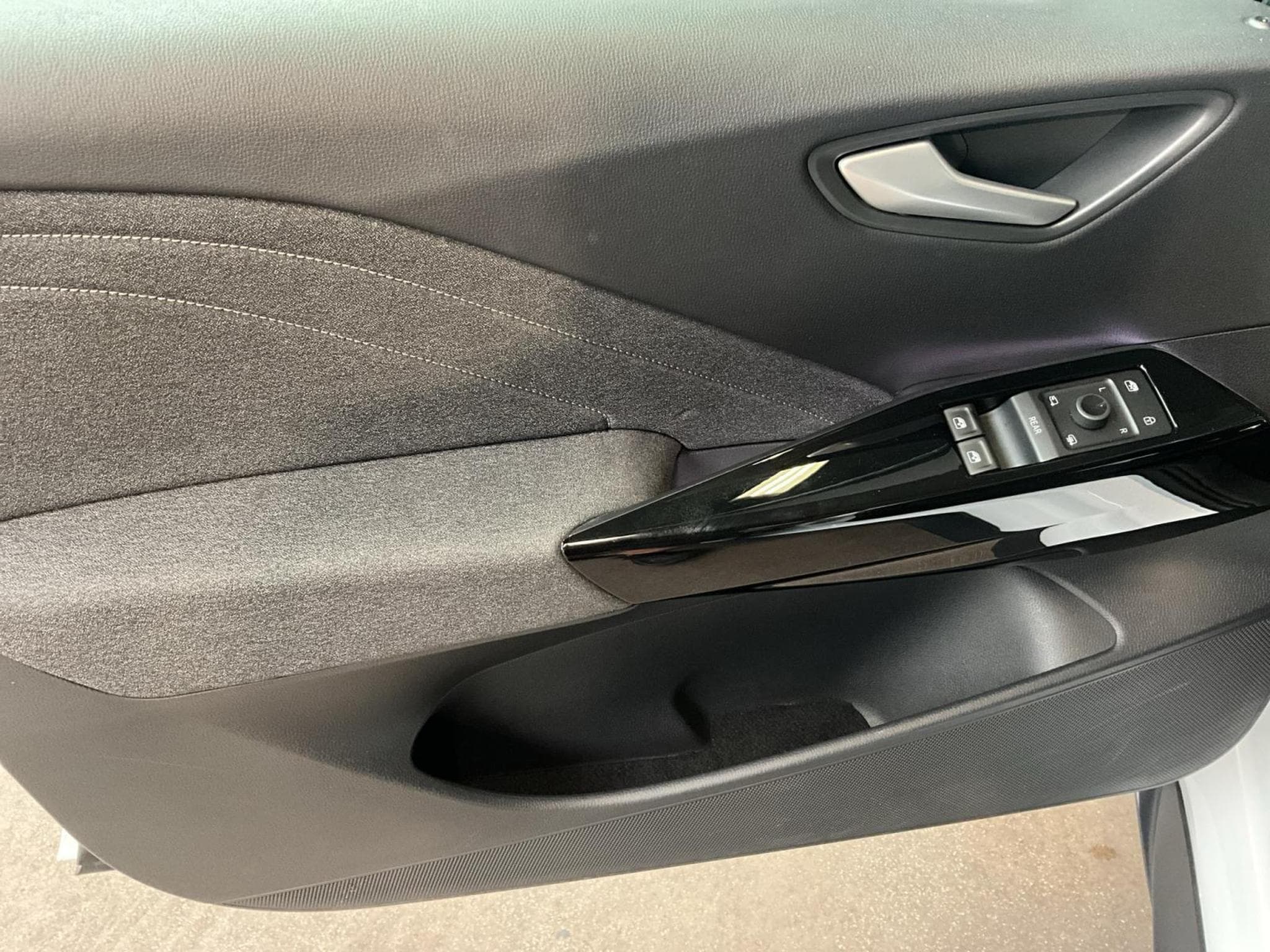 VW ID.3 58kWh+Pro-Life+Navi+LED+ML18 (2023) - Photo 13