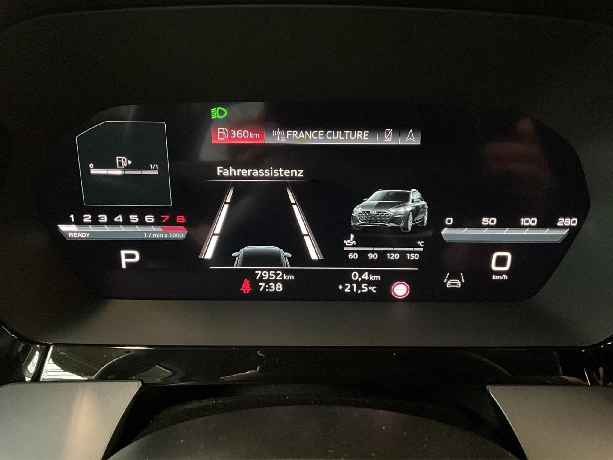 Audi A3 SB+S-line+35TFSI+S-Tronic+P.Business+Led (2025) - Photo 11